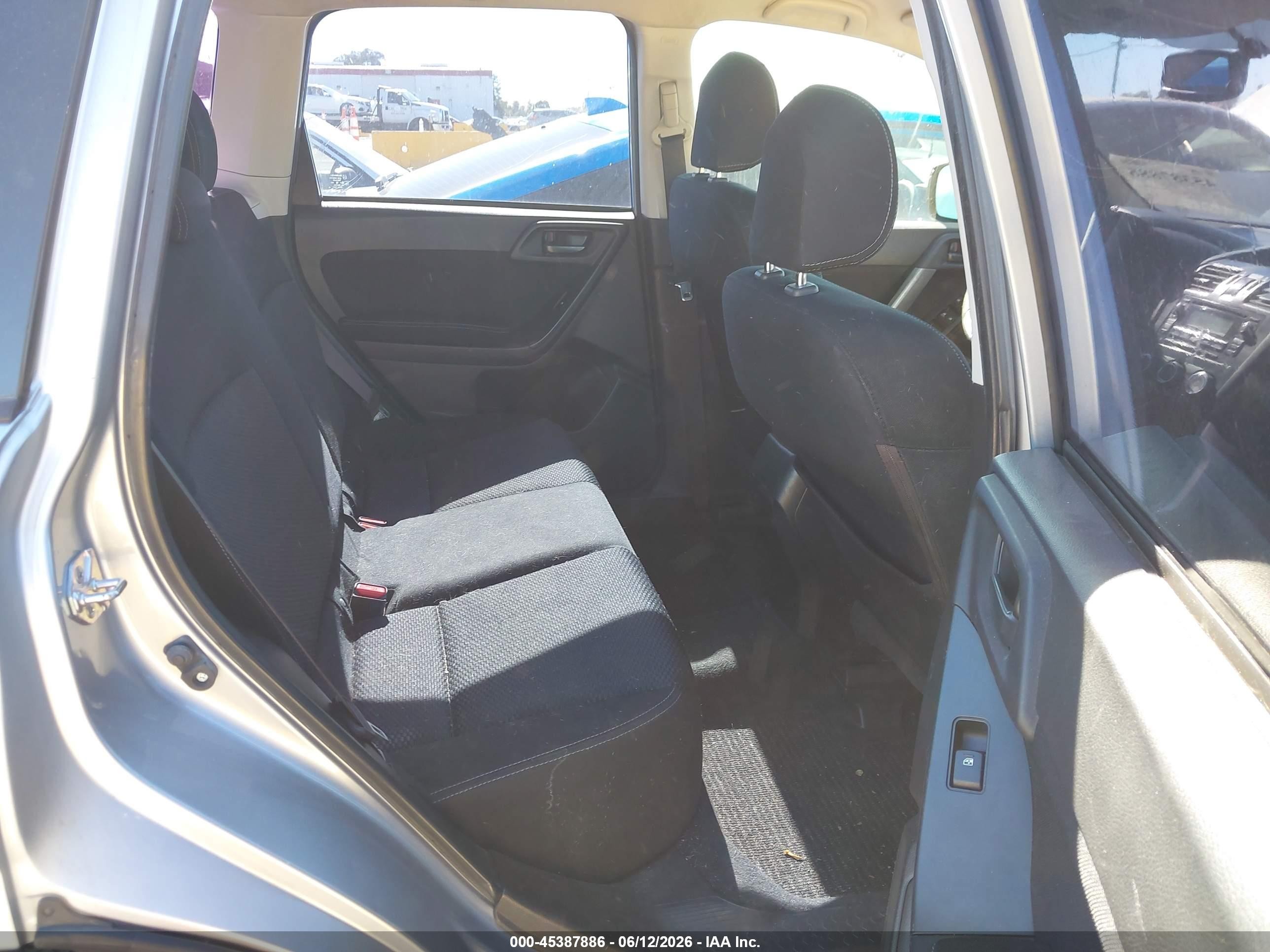 2014 Subaru Forester 2.5i Gray vin: JF2SJAAC3EG441576