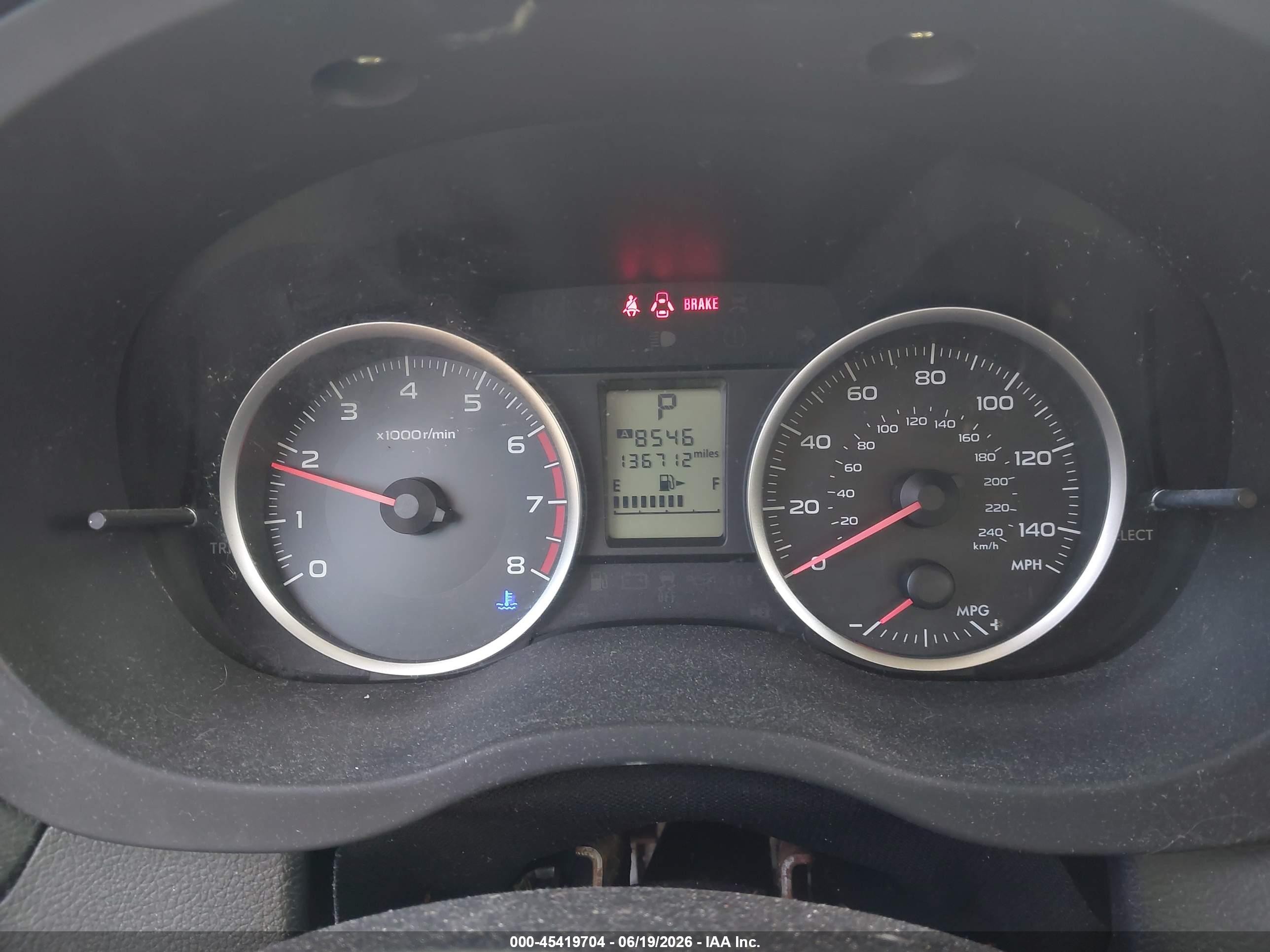 2014 Subaru Forester 2.5i Silver vin: JF2SJAAC3EH424545