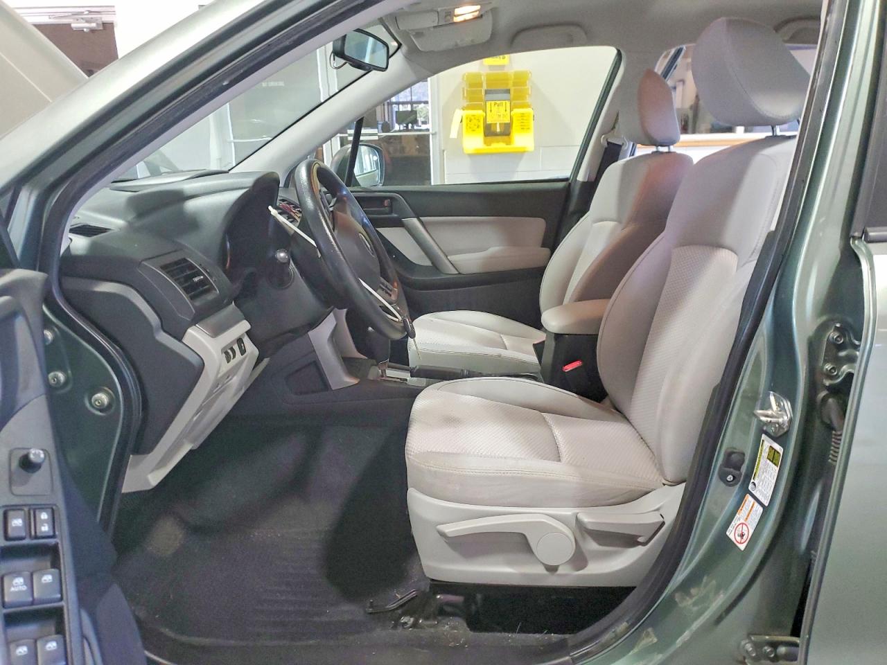 2014 Subaru Forester 2.5i Green vin: JF2SJAAC3EH426005