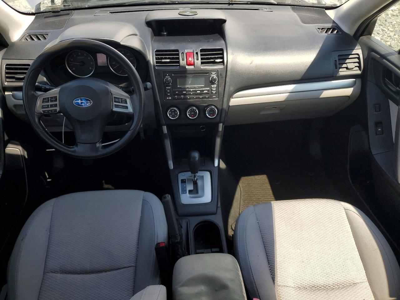 2014 Subaru Forester 2.5i Silver vin: JF2SJAAC3EH446884