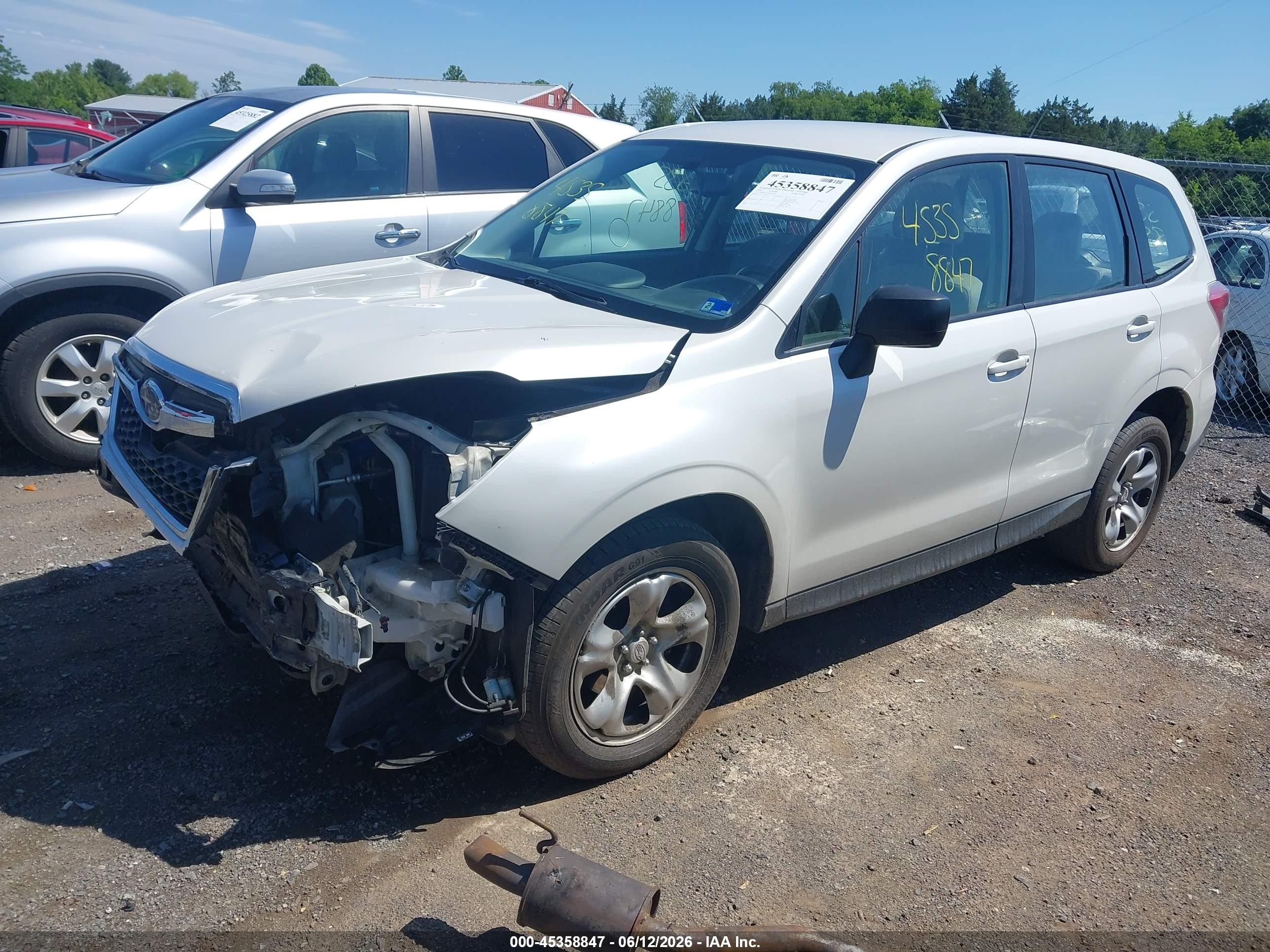 2014 Subaru Forester 2.5i Белый vin: JF2SJAAC3EH521650