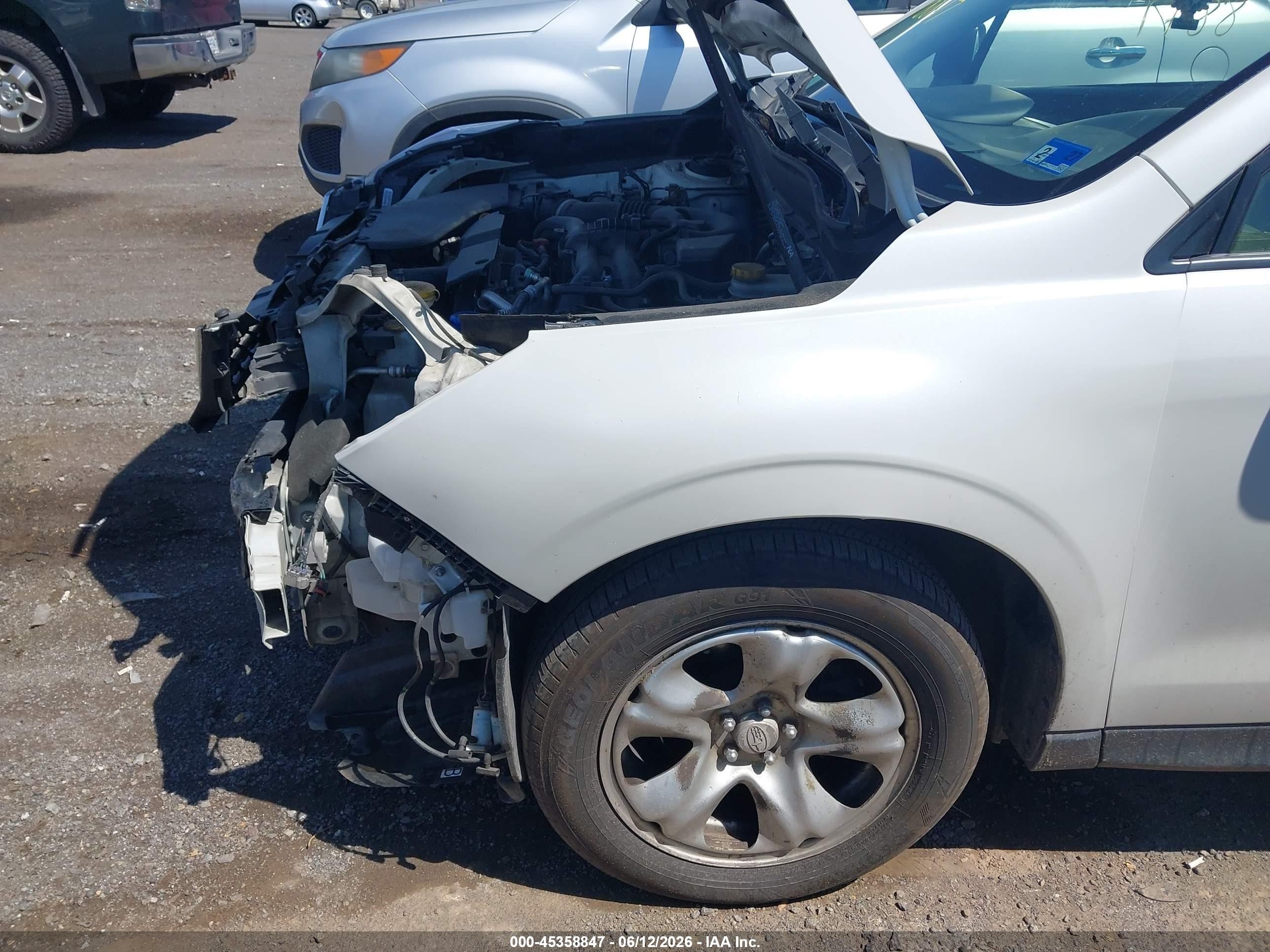 2014 Subaru Forester 2.5i Белый vin: JF2SJAAC3EH521650