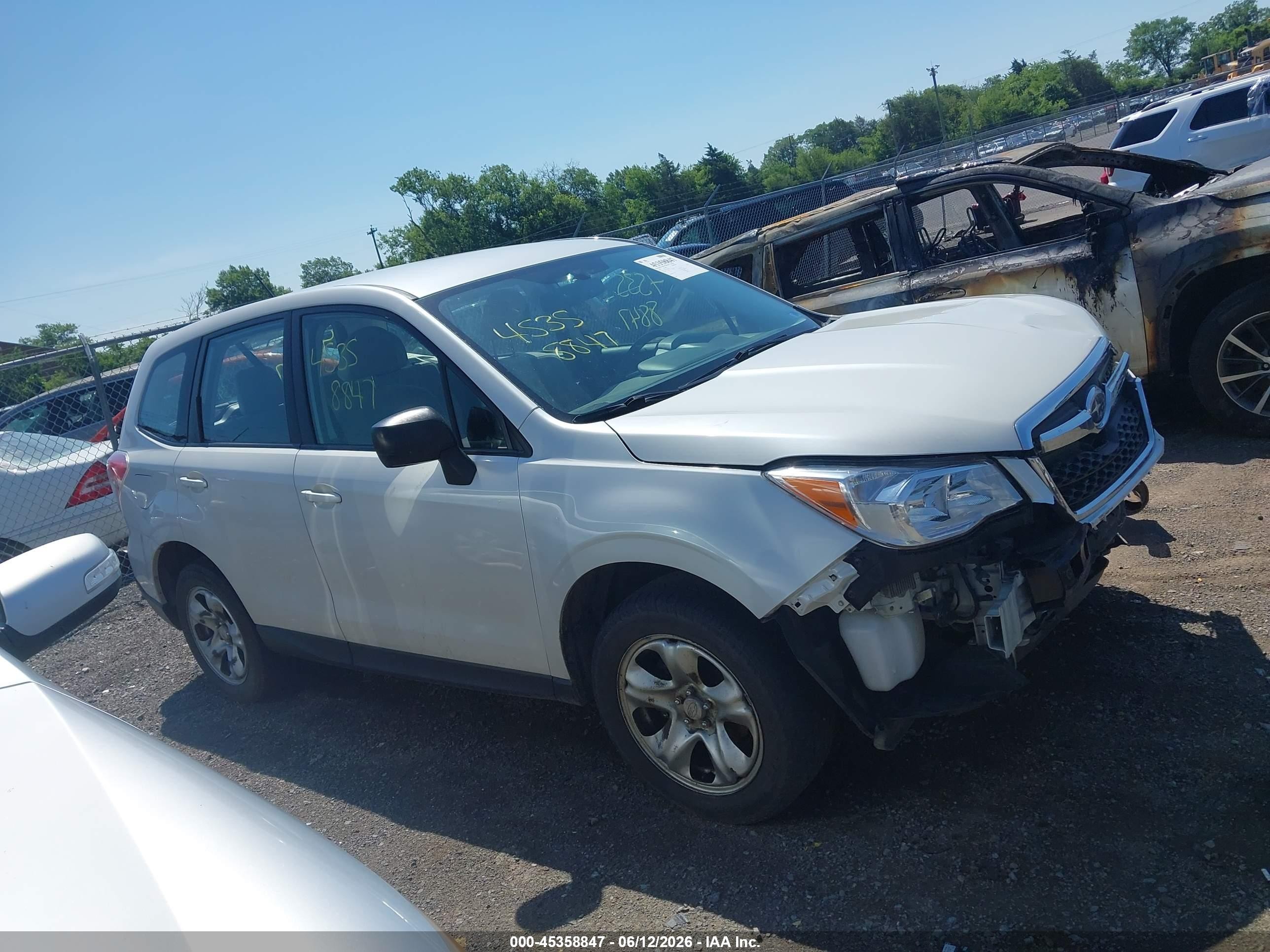 2014 Subaru Forester 2.5i Белый vin: JF2SJAAC3EH521650
