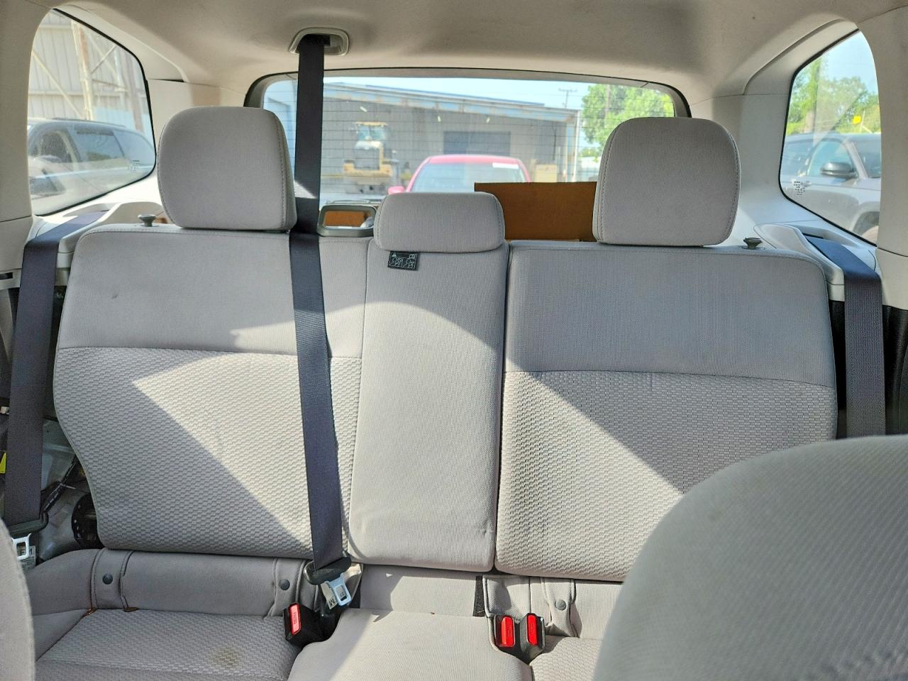 2014 Subaru Forester 2.5i Серебряный vin: JF2SJAAC4EG419649