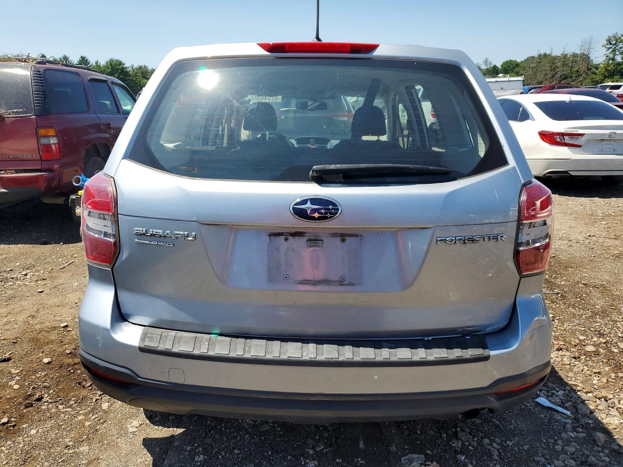2014 Subaru Forester 2.5i Silver vin: JF2SJAAC4EH469574