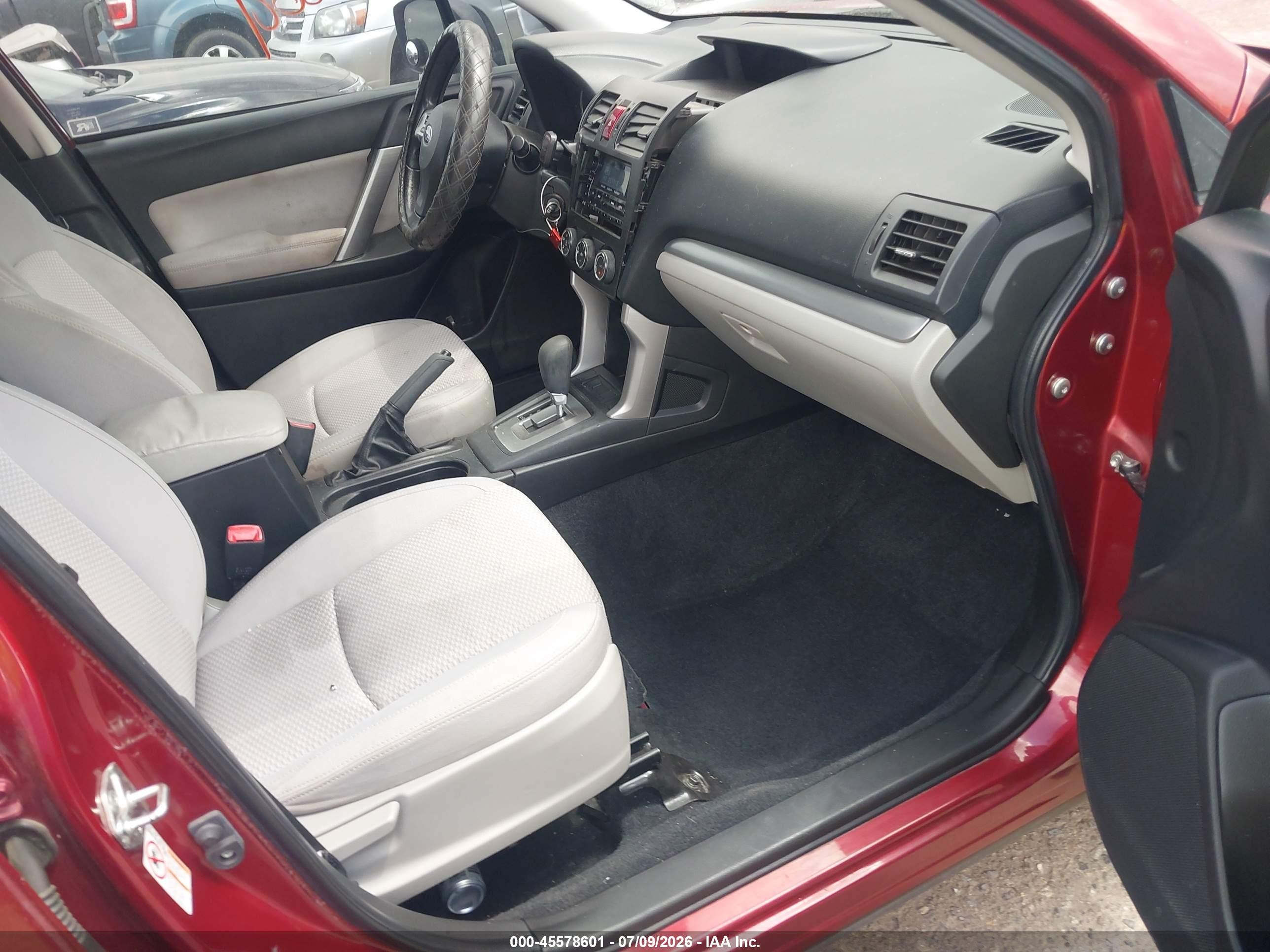 2014 Subaru Forester 2.5i Red vin: JF2SJAAC4EH475293