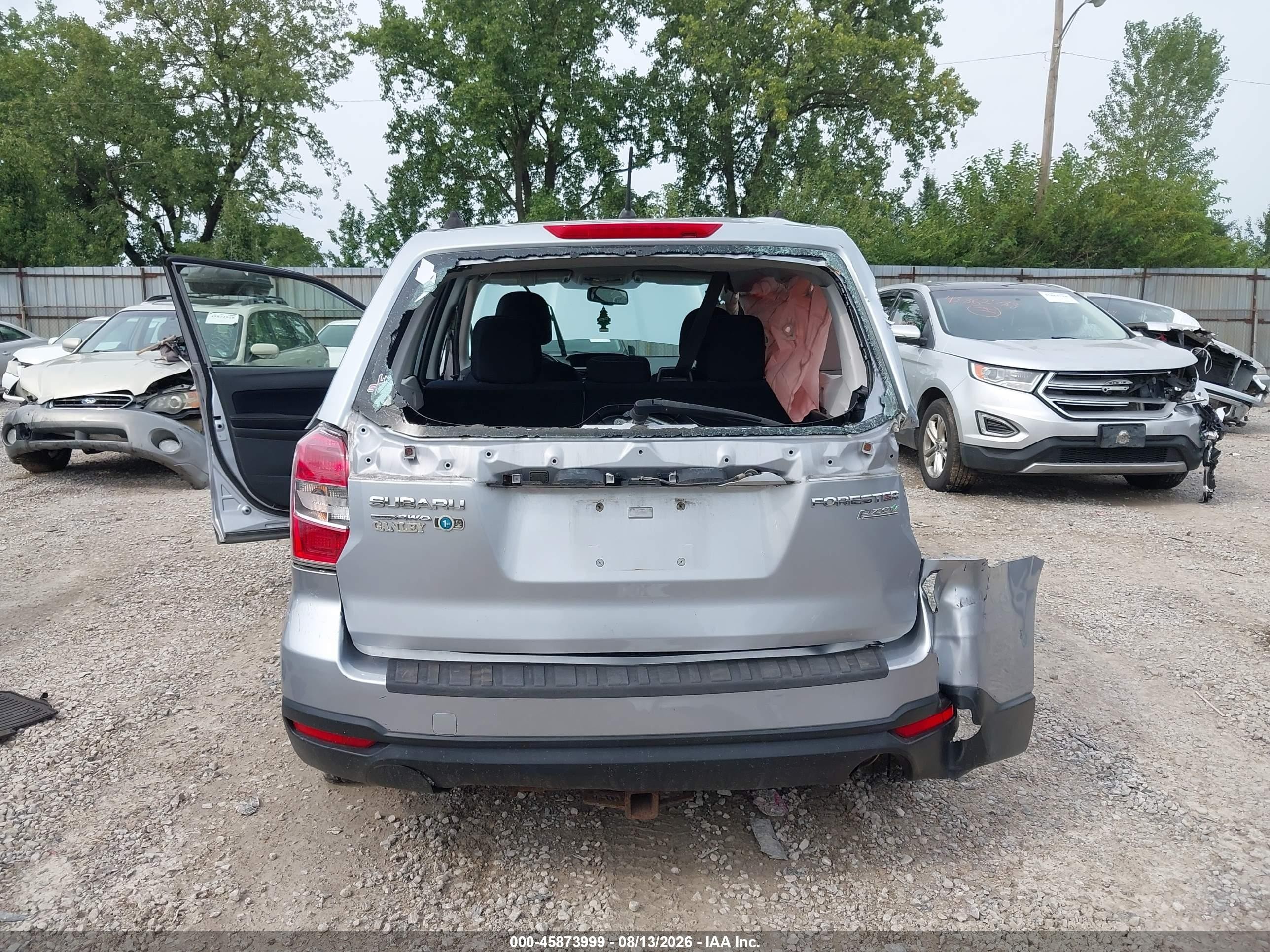2014 Subaru Forester 2.5i Silver vin: JF2SJAAC4EH480297