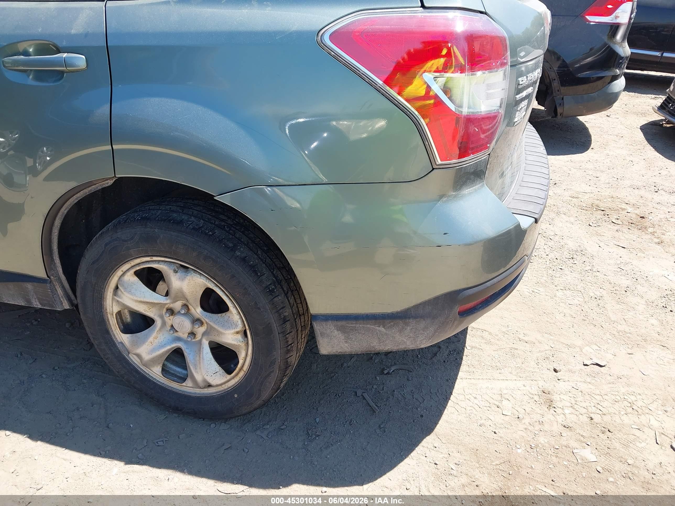 2015 Subaru Forester 2.5i Green vin: JF2SJAAC4FH829220
