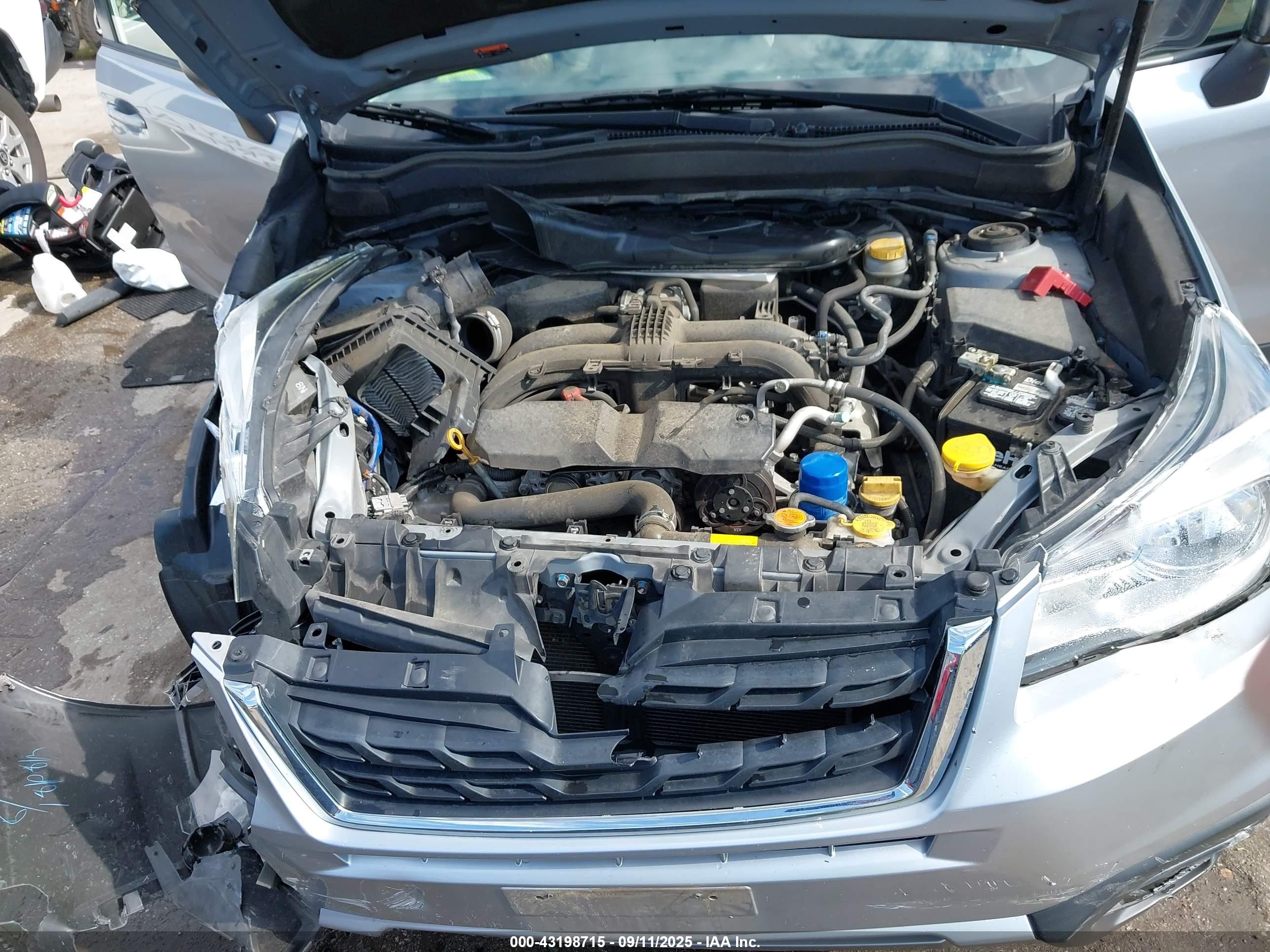2018 Subaru Forester 2.5i Серый vin: JF2SJAAC4JH588025