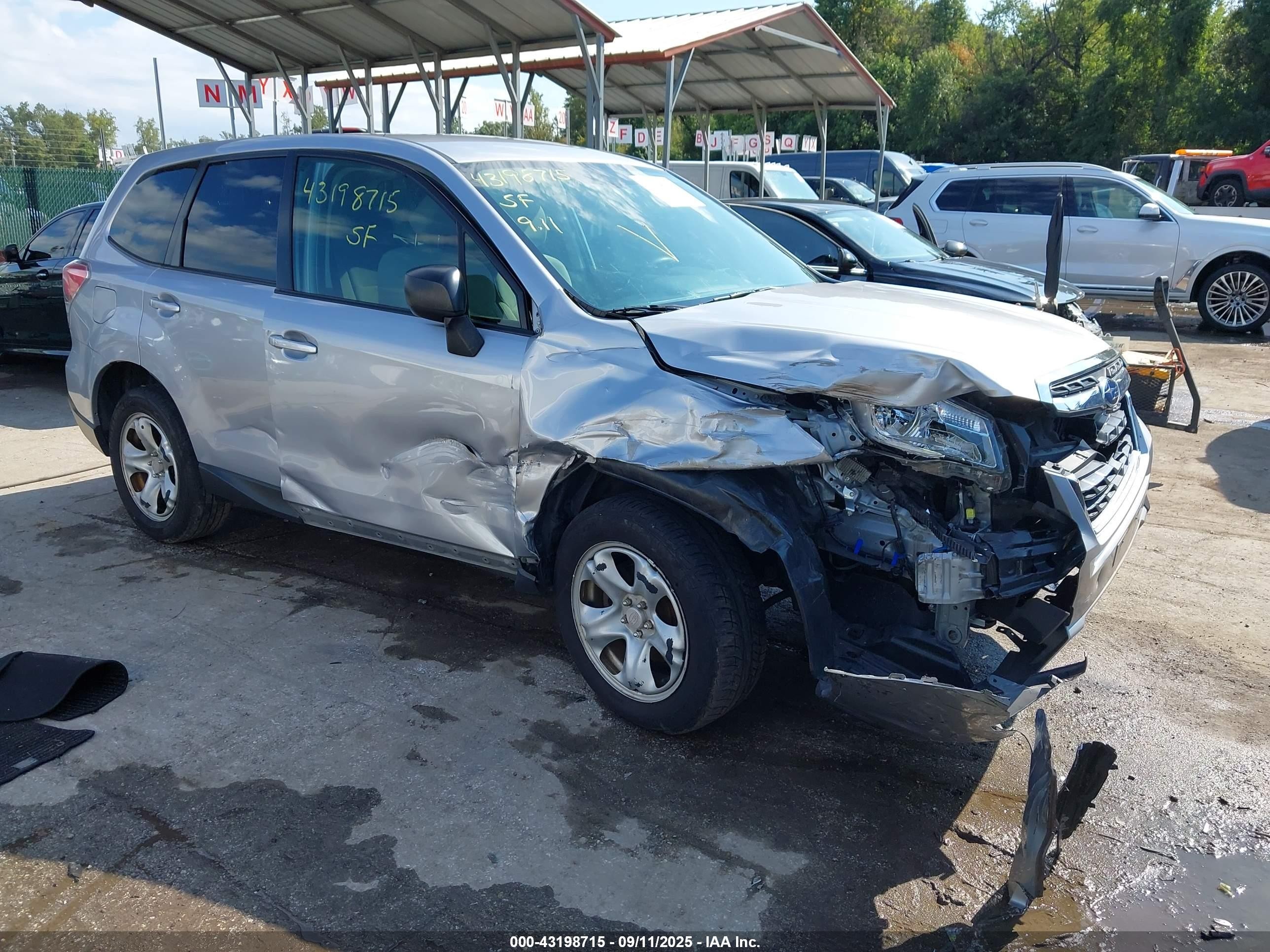 2018 Subaru Forester 2.5i Серый vin: JF2SJAAC4JH588025