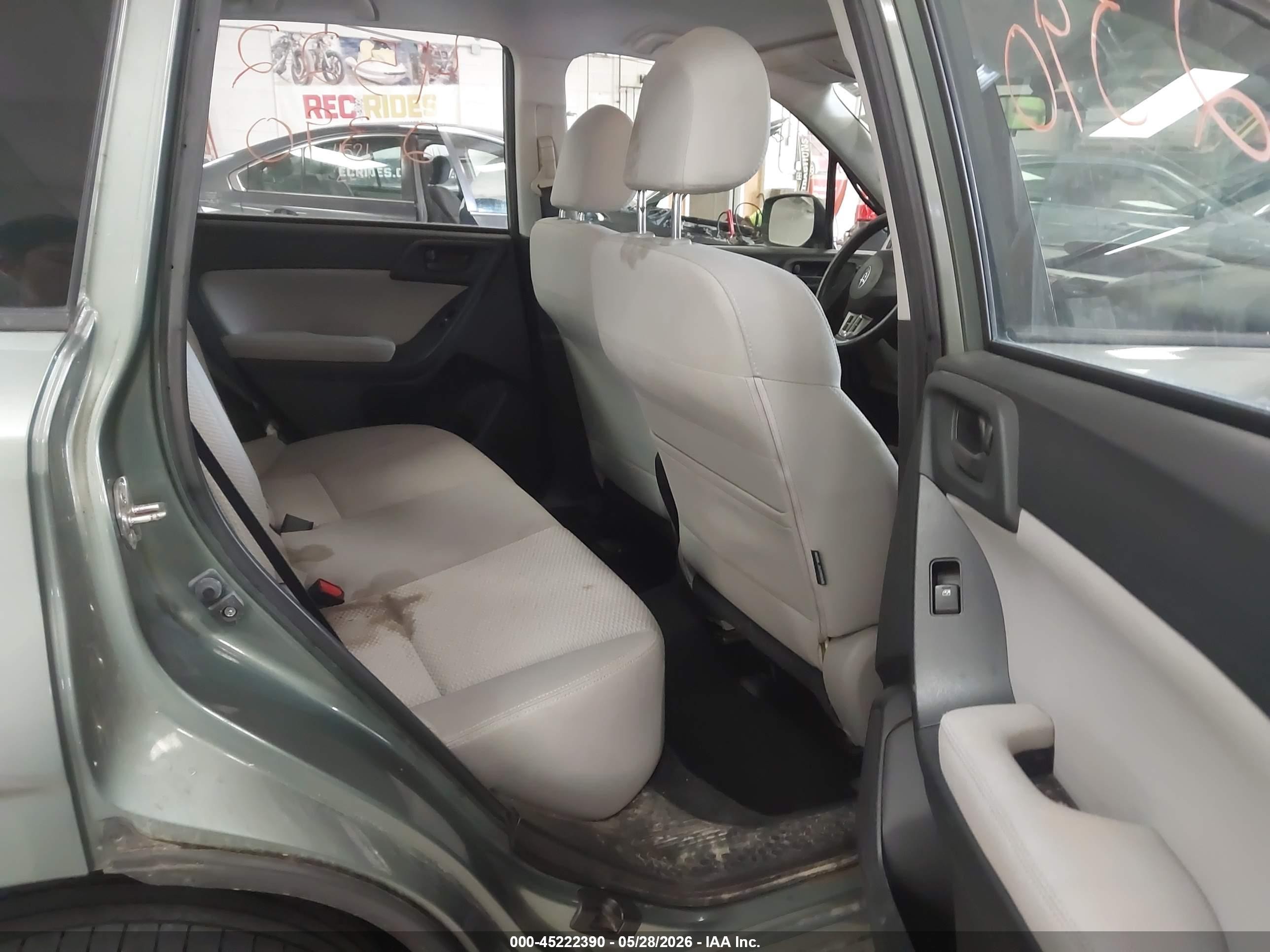2014 Subaru Forester 2.5i Зеленый vin: JF2SJAAC5EH427656