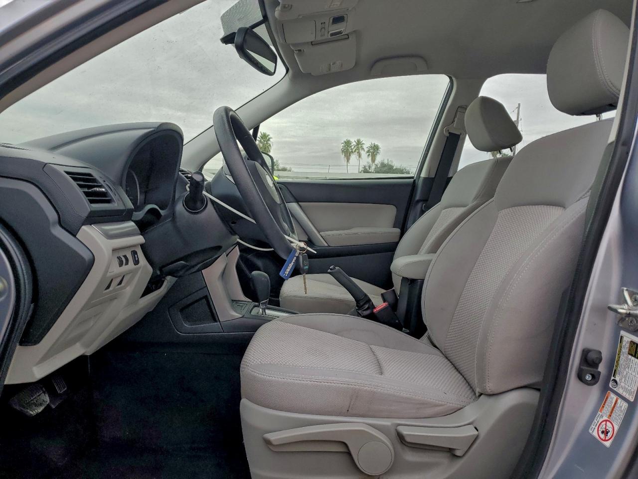 2014 Subaru Forester 2.5i Silver vin: JF2SJAAC6EH480267
