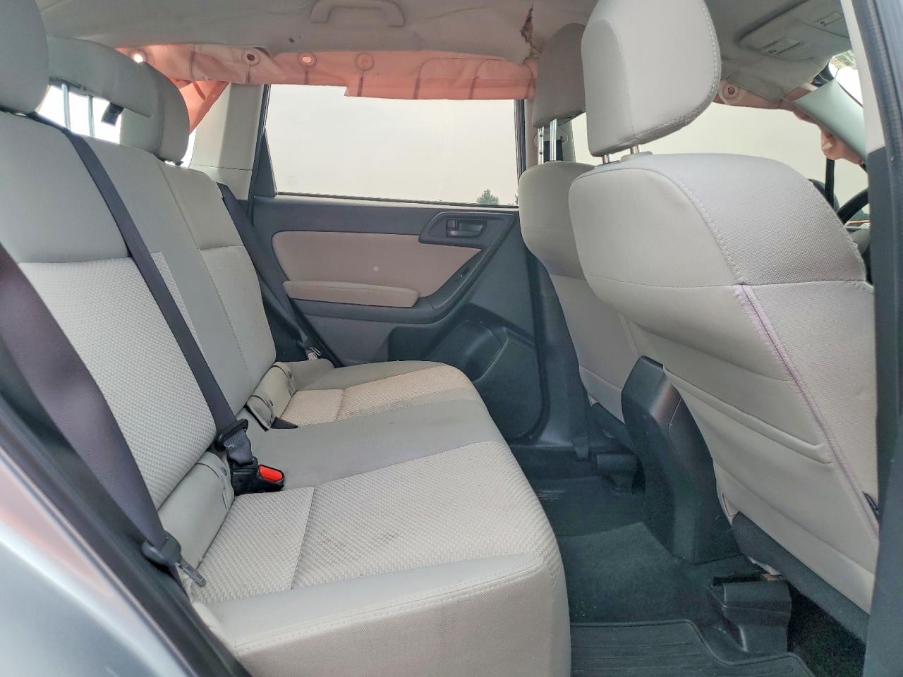 2014 Subaru Forester 2.5i Silver vin: JF2SJAAC6EH486148
