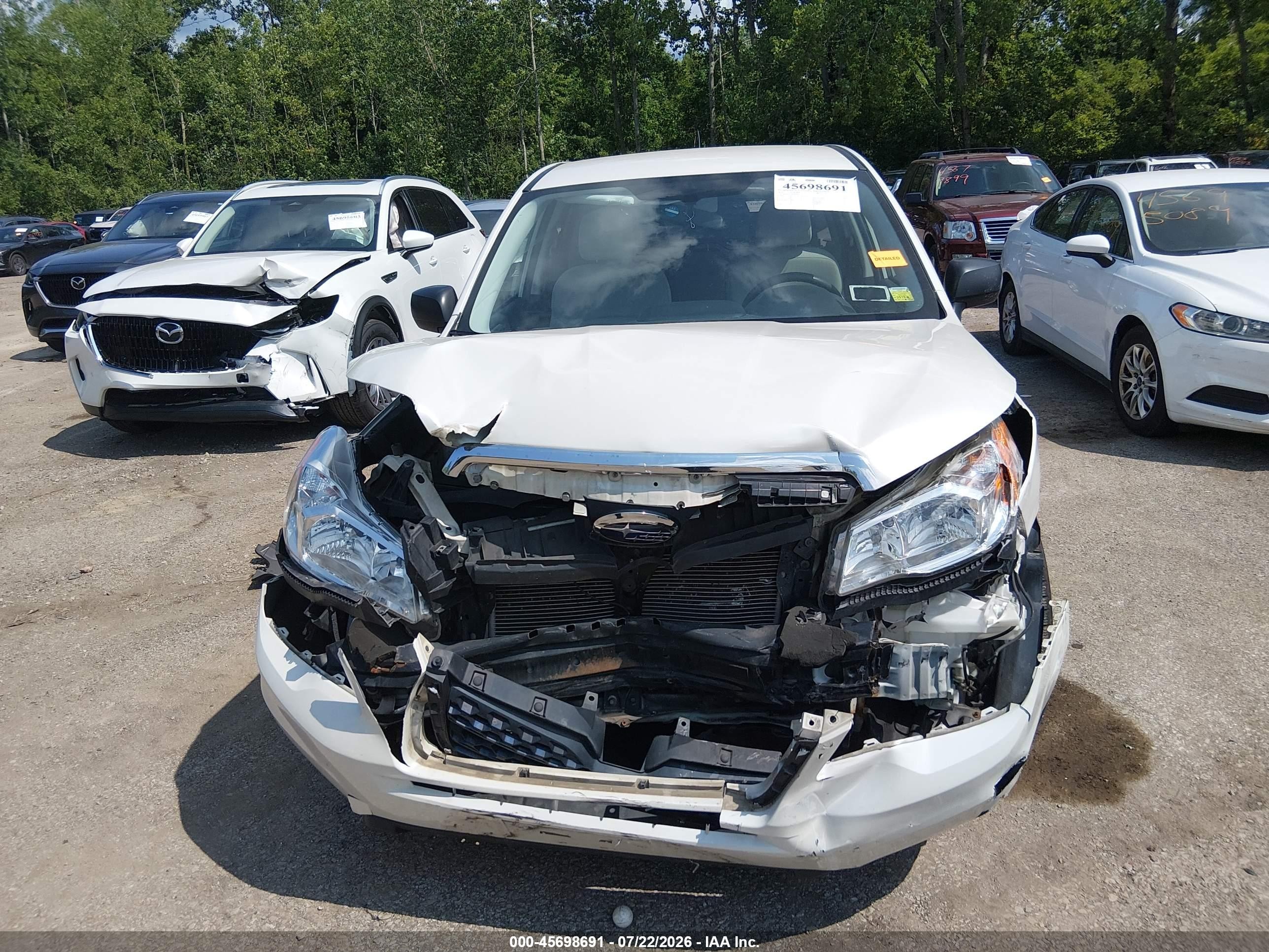2015 Subaru Forester 2.5i White vin: JF2SJAAC6FH818655