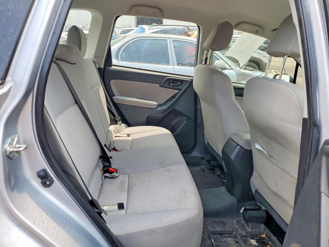 2014 Subaru Forester 2.5i Серебряный vin: JF2SJAAC7EH416402