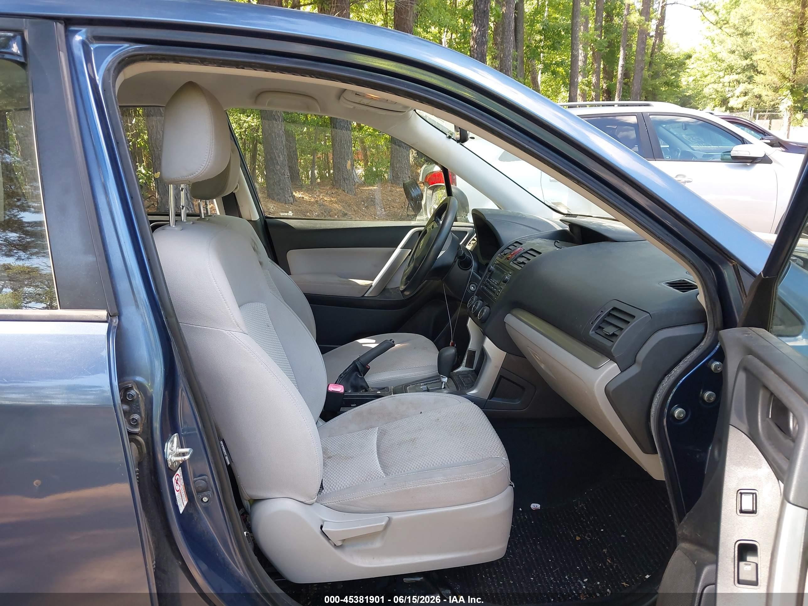 2014 Subaru Forester 2.5i Blue vin: JF2SJAAC7EH422524