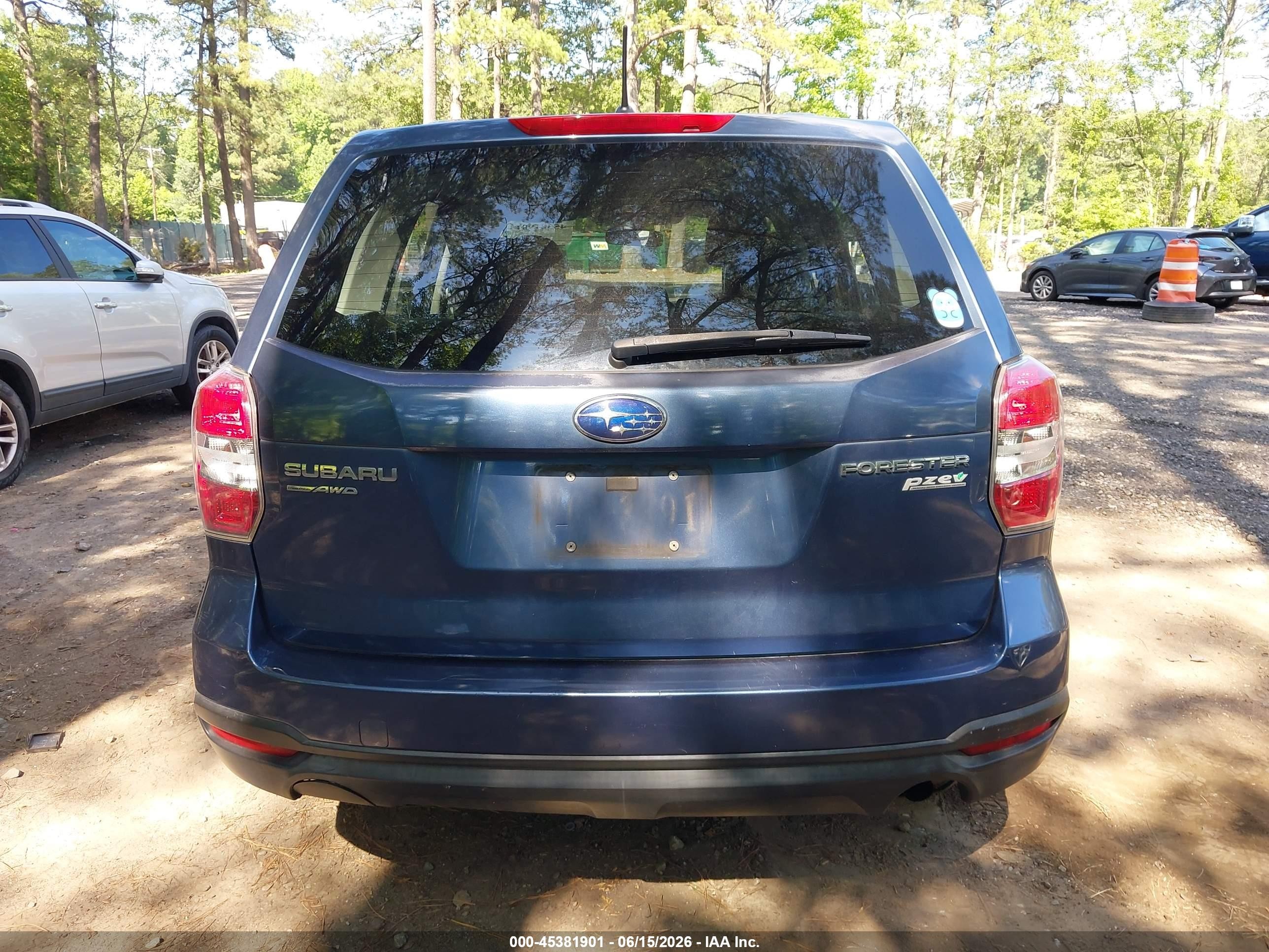 2014 Subaru Forester 2.5i Blue vin: JF2SJAAC7EH422524
