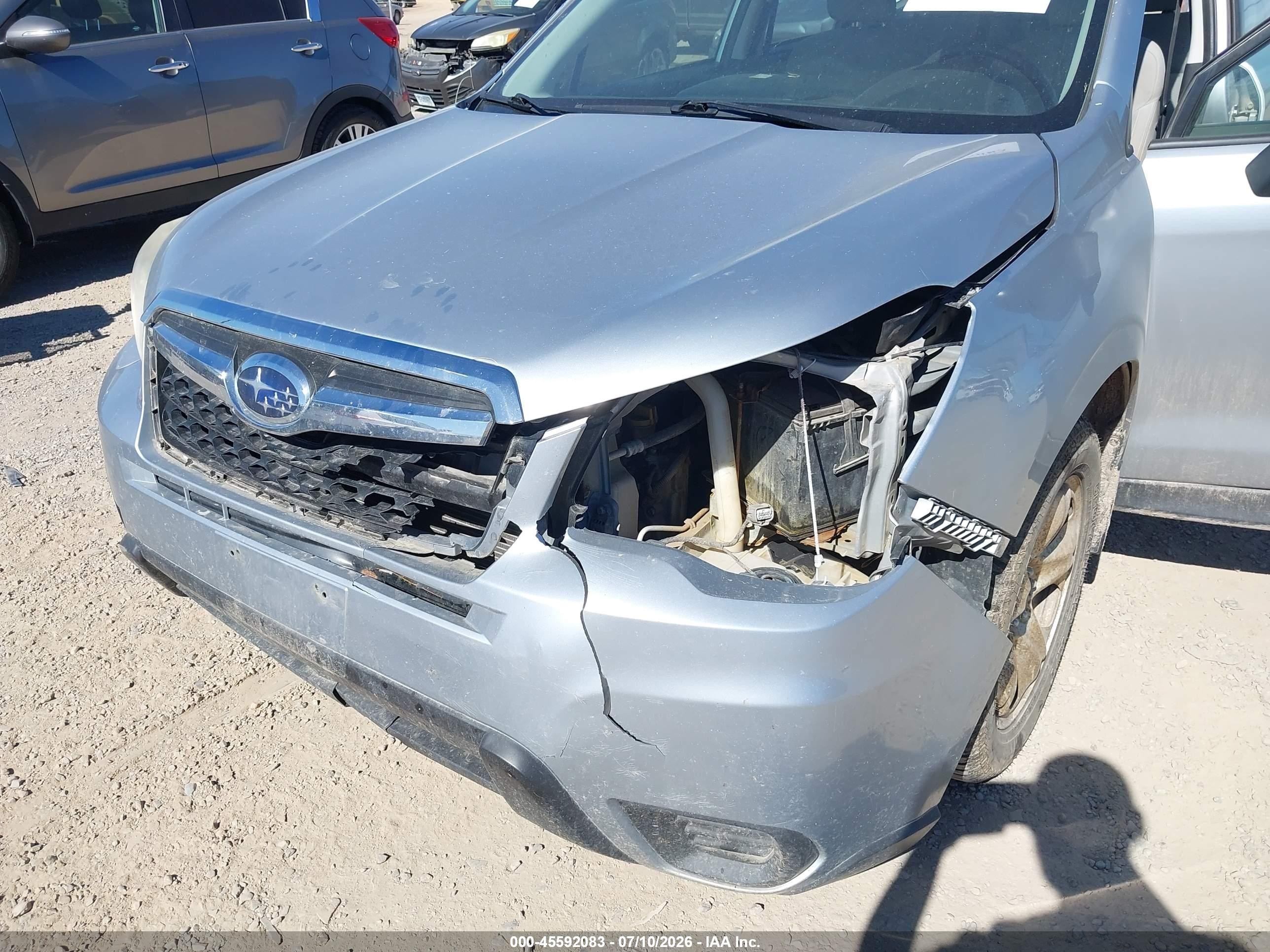 2014 Subaru Forester 2.5i Silver vin: JF2SJAAC7EH436617