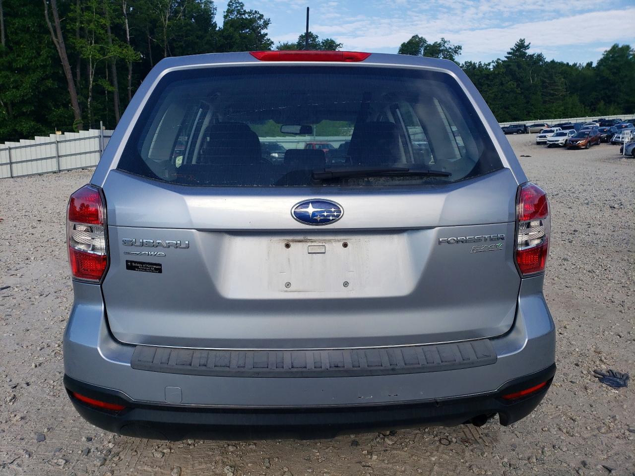 2014 Subaru Forester 2.5i Silver vin: JF2SJAAC7EH441591