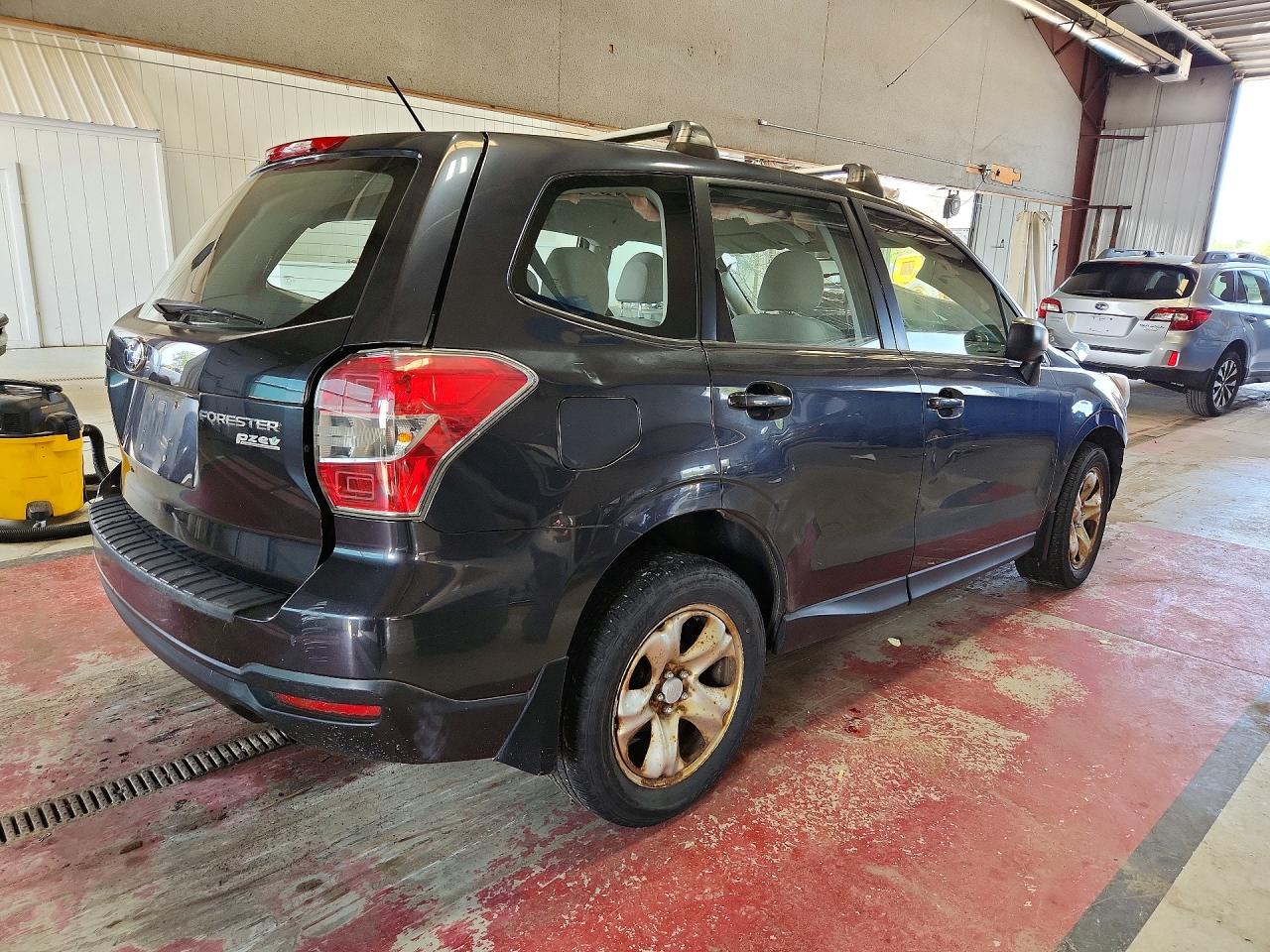 2014 Subaru Forester 2.5i Black vin: JF2SJAAC7EH462411