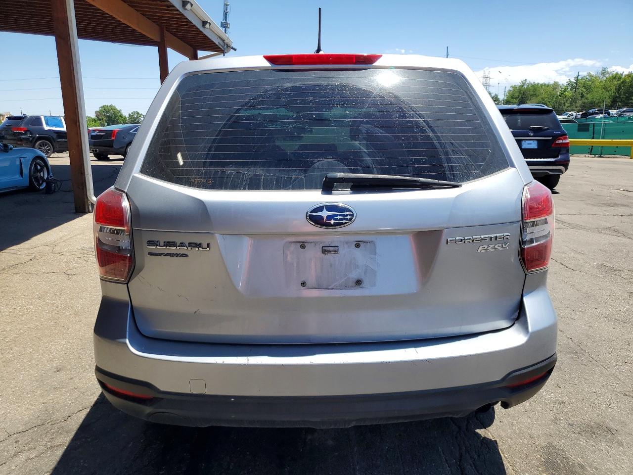 2014 Subaru Forester 2.5i Silver vin: JF2SJAAC7EH464305
