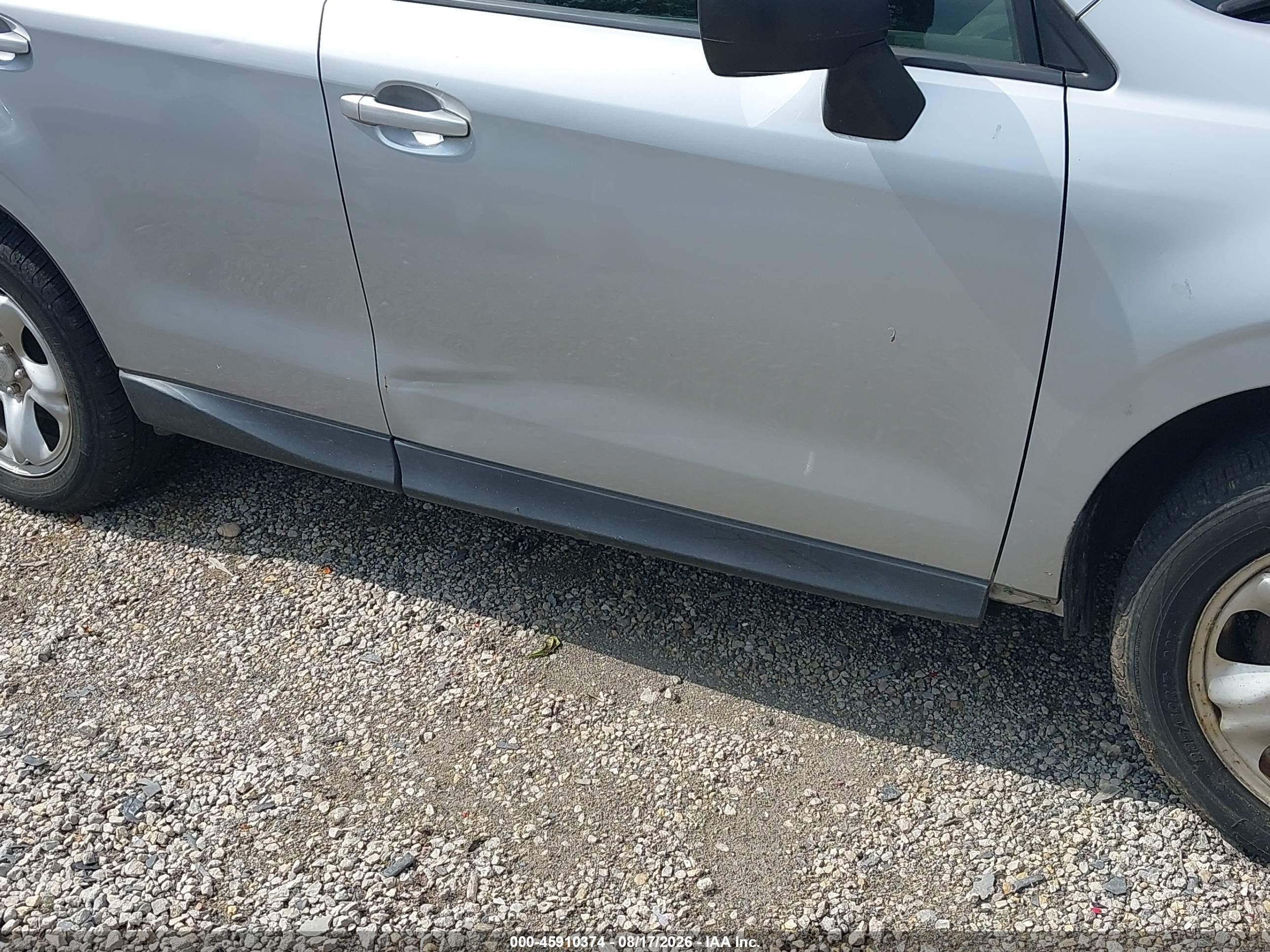 2014 Subaru Forester 2.5i Silver vin: JF2SJAAC7EH486241