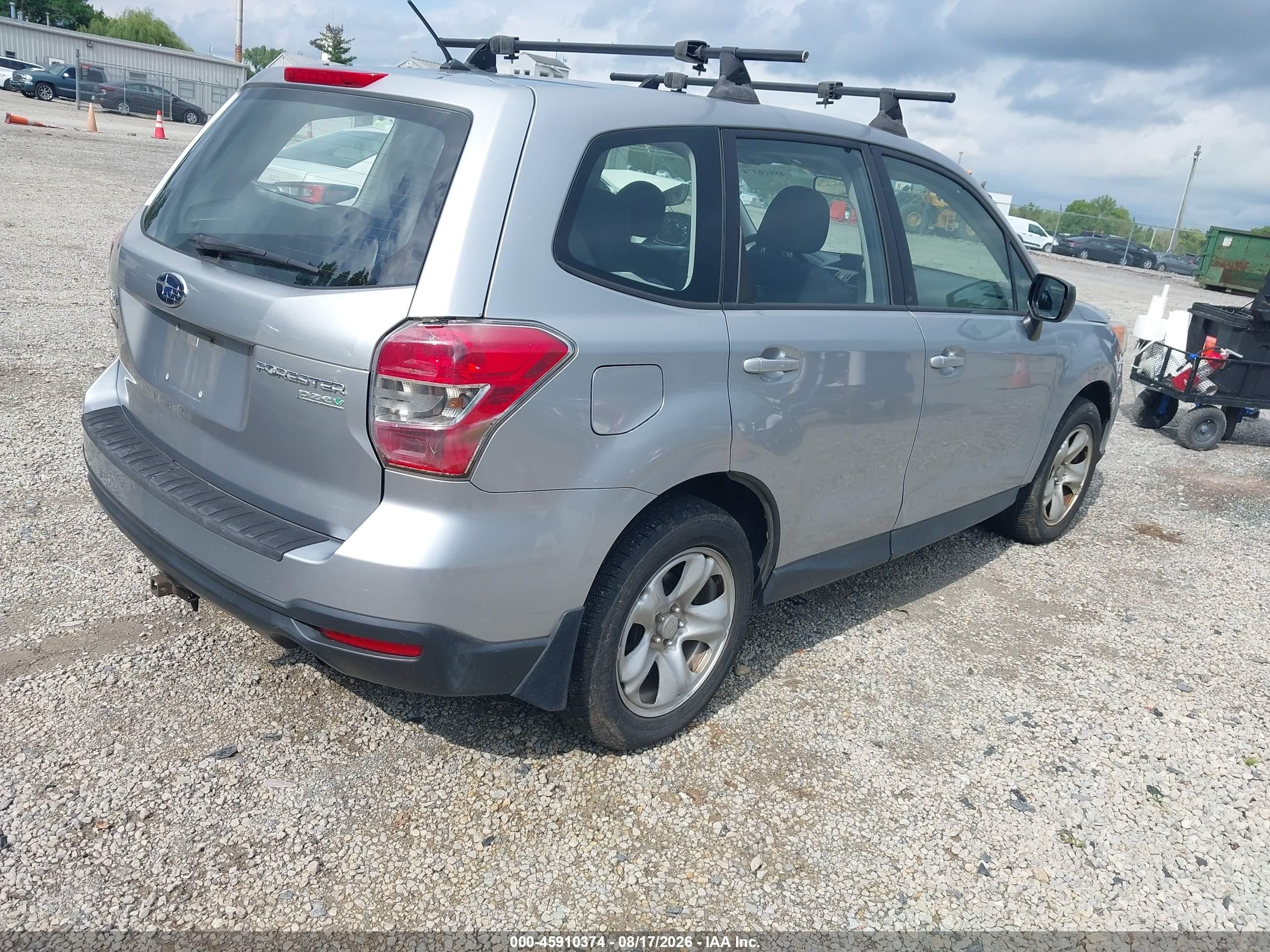2014 Subaru Forester 2.5i Silver vin: JF2SJAAC7EH486241