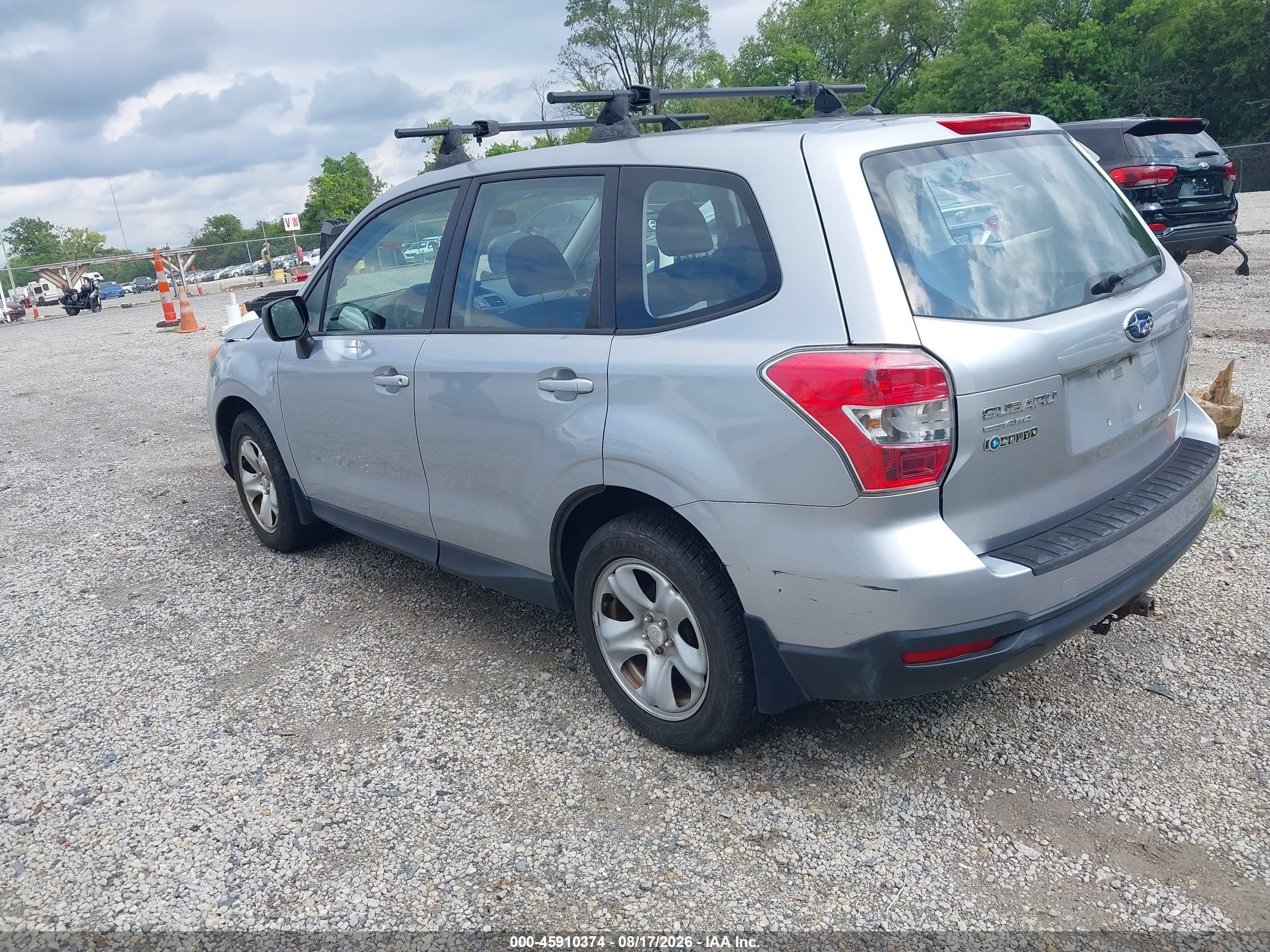 2014 Subaru Forester 2.5i Silver vin: JF2SJAAC7EH486241