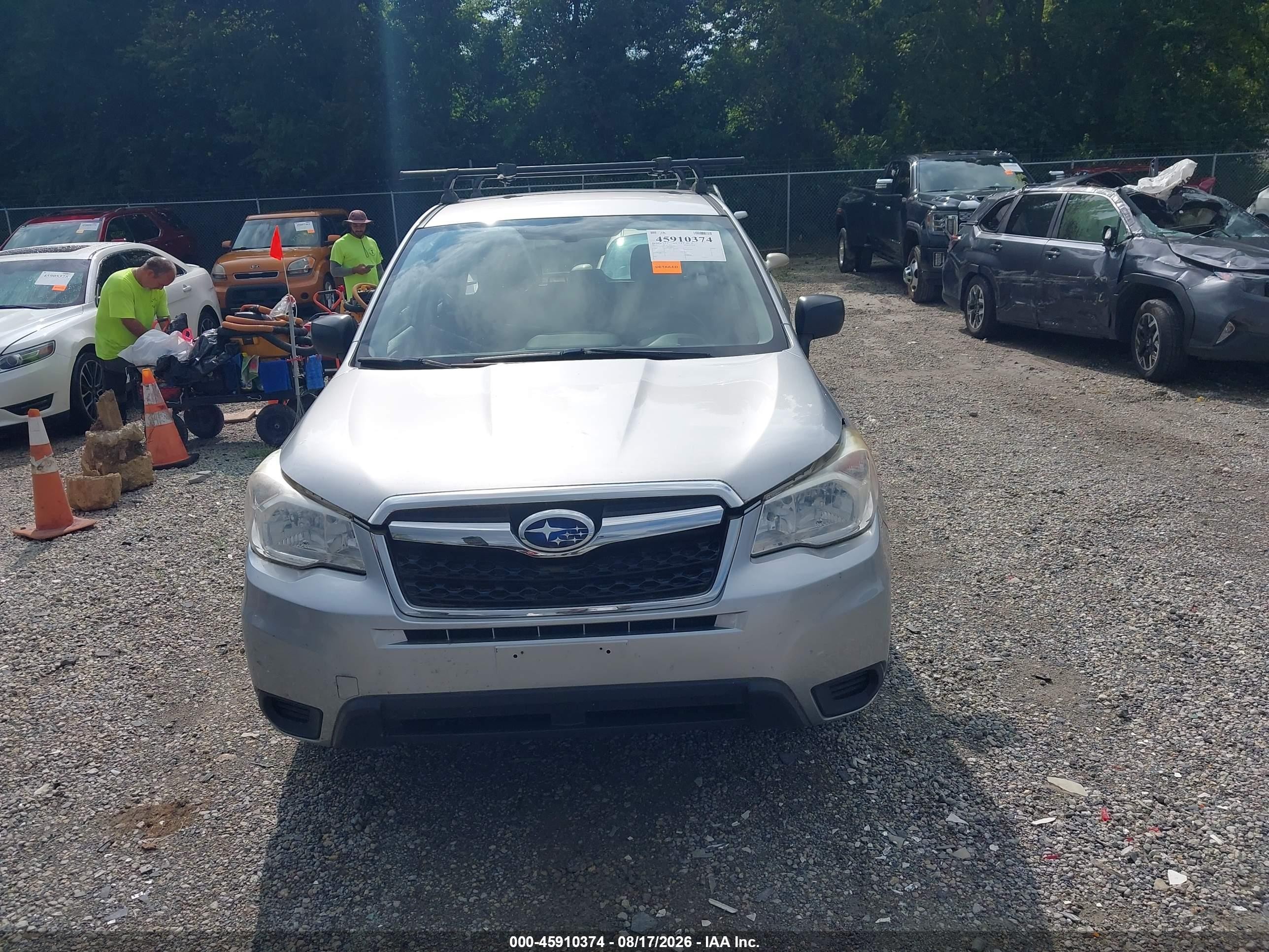 2014 Subaru Forester 2.5i Silver vin: JF2SJAAC7EH486241