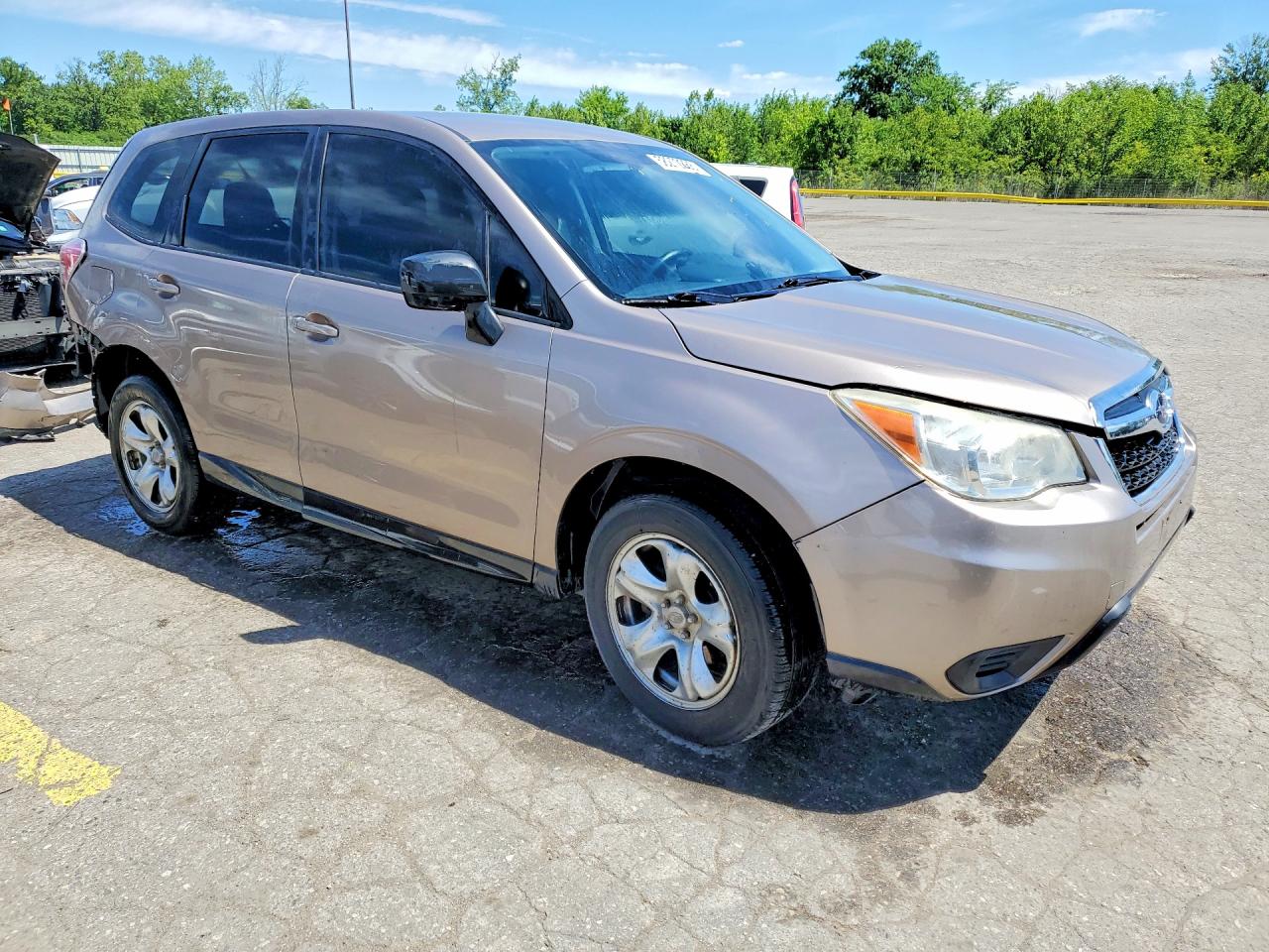2014 Subaru Forester 2.5i Tan vin: JF2SJAAC8EH427179