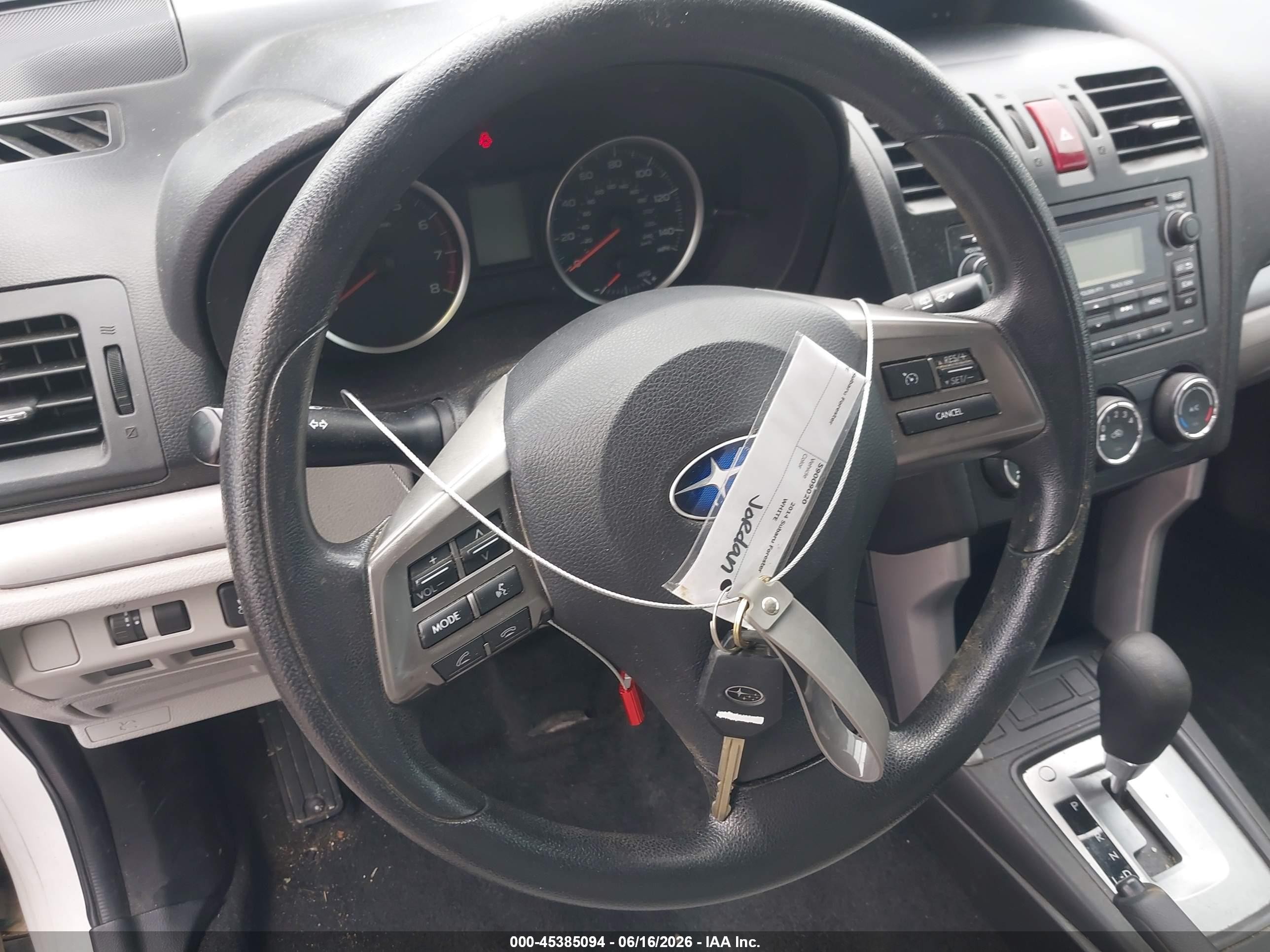 2014 Subaru Forester 2.5i White vin: JF2SJAAC8EH464992
