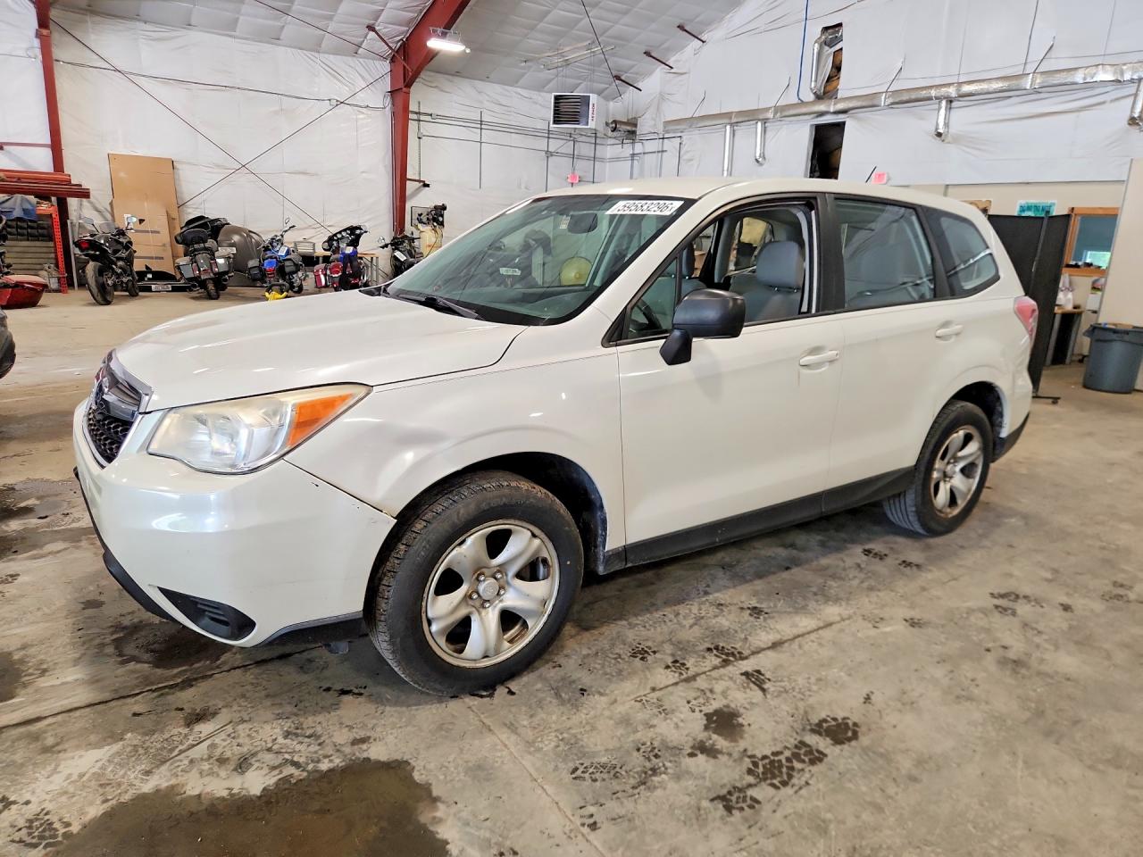 2014 Subaru Forester 2.5i White vin: JF2SJAAC8EH490444