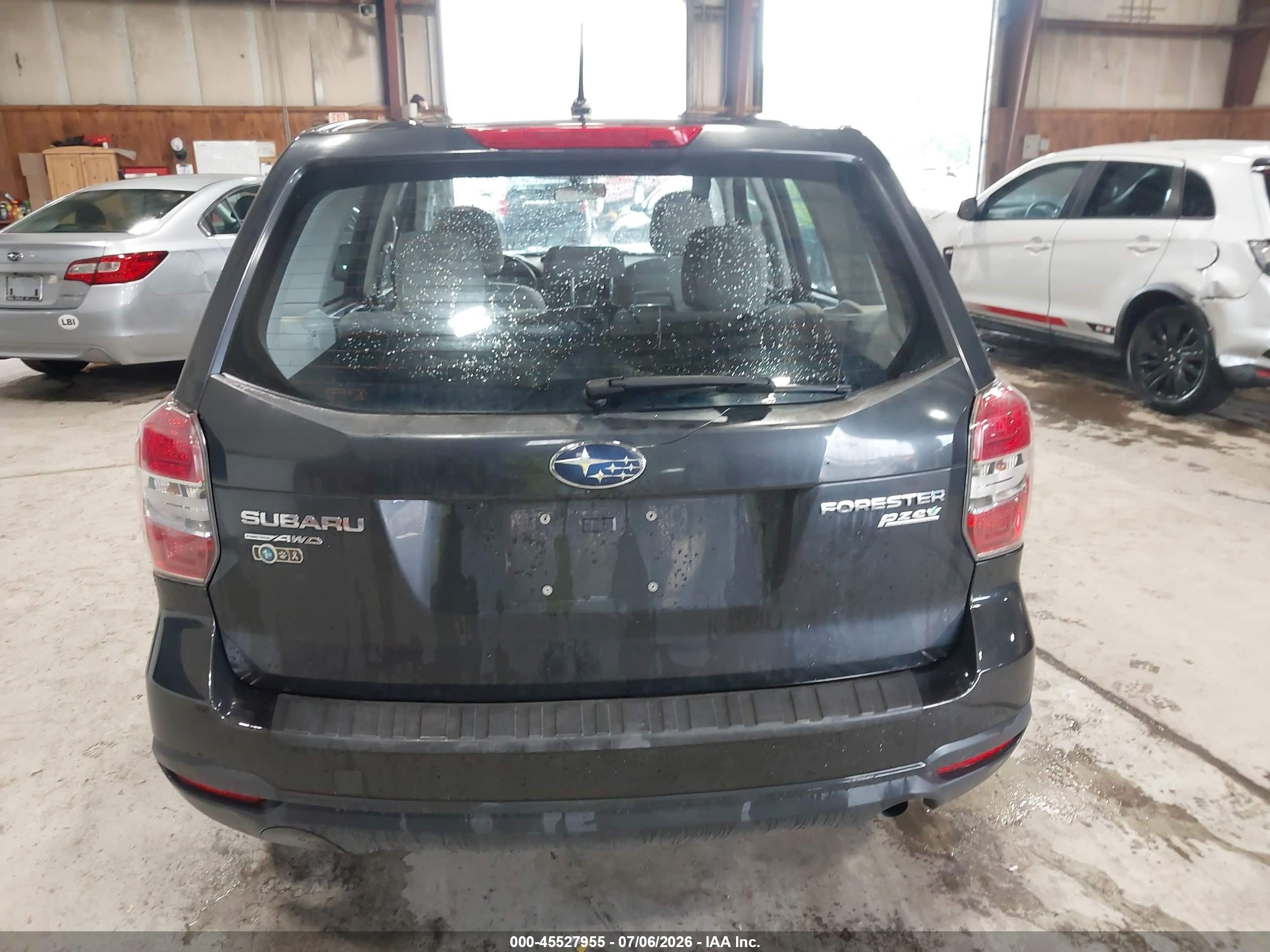 2014 Subaru Forester 2.5i Gray vin: JF2SJAAC9EH483485