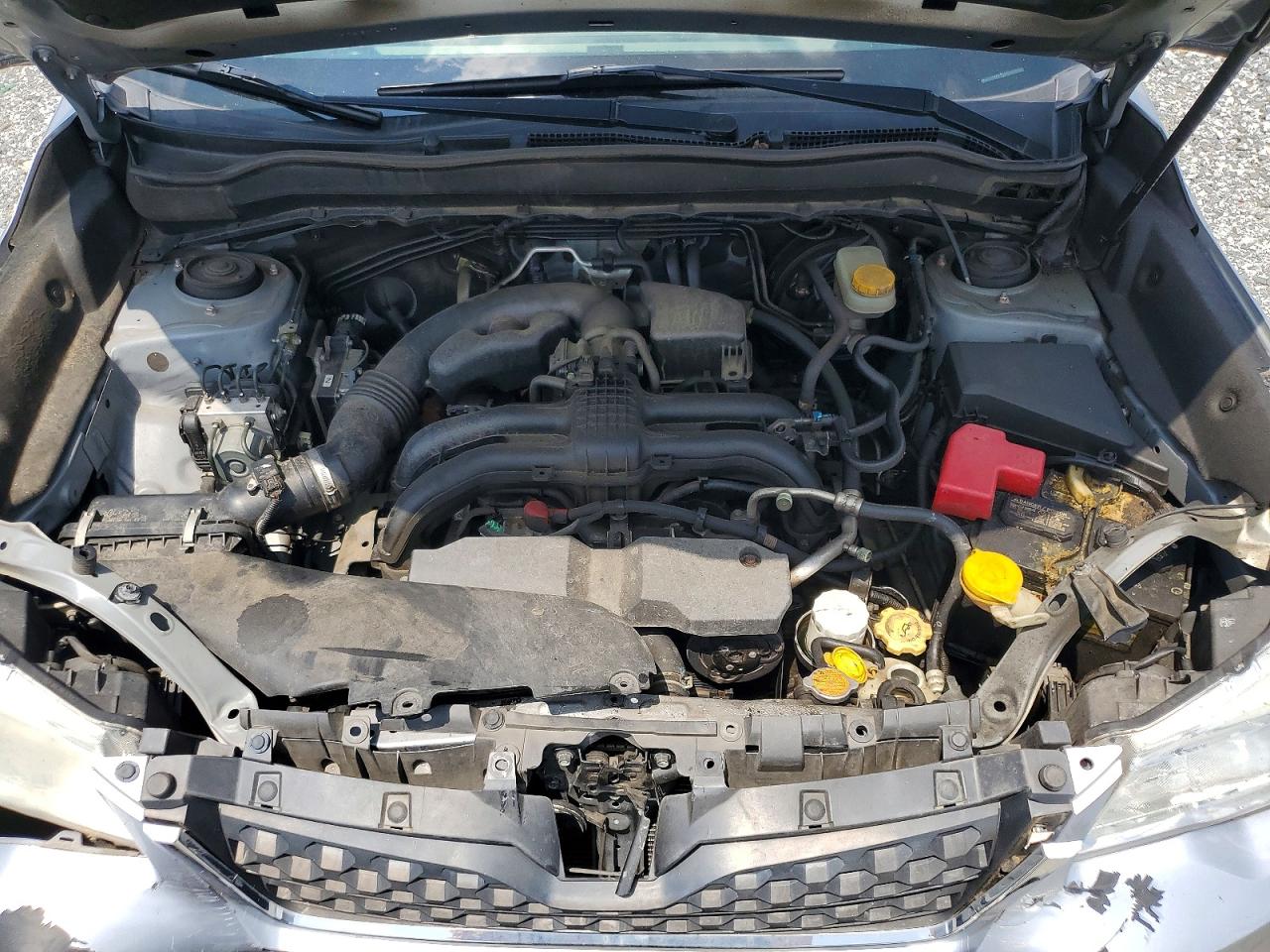 2014 Subaru Forester 2.5i Silver vin: JF2SJAAC9EH522494