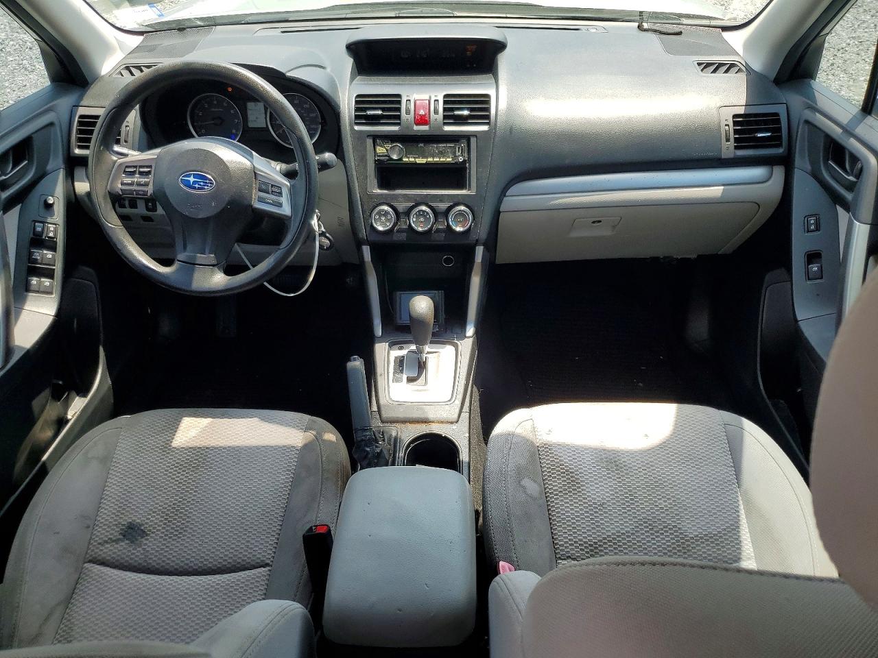 2014 Subaru Forester 2.5i Silver vin: JF2SJAAC9EH522494