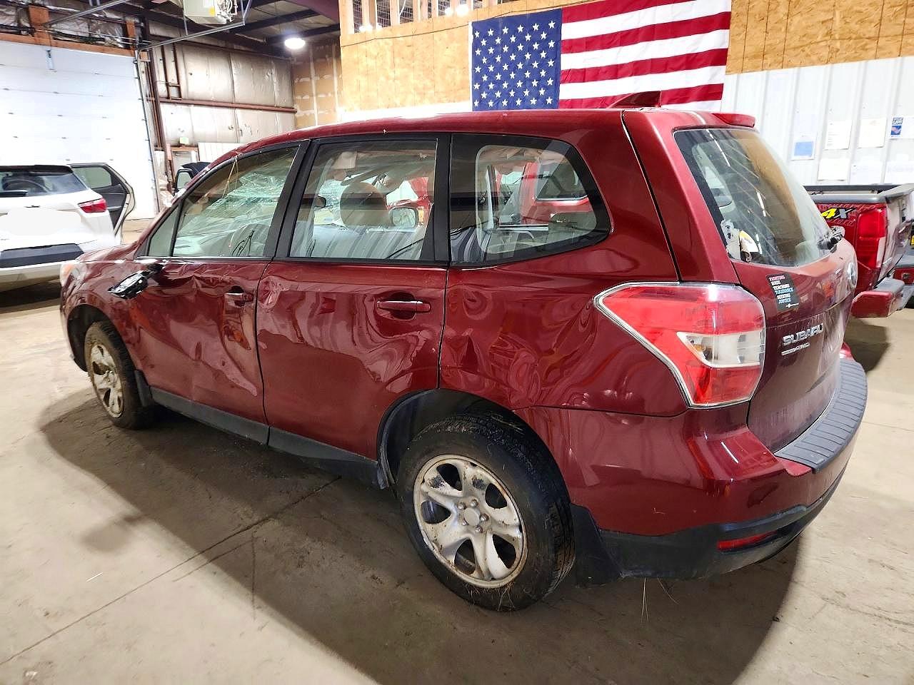 2016 Subaru Forester 2.5i Красный vin: JF2SJAAC9GG412702