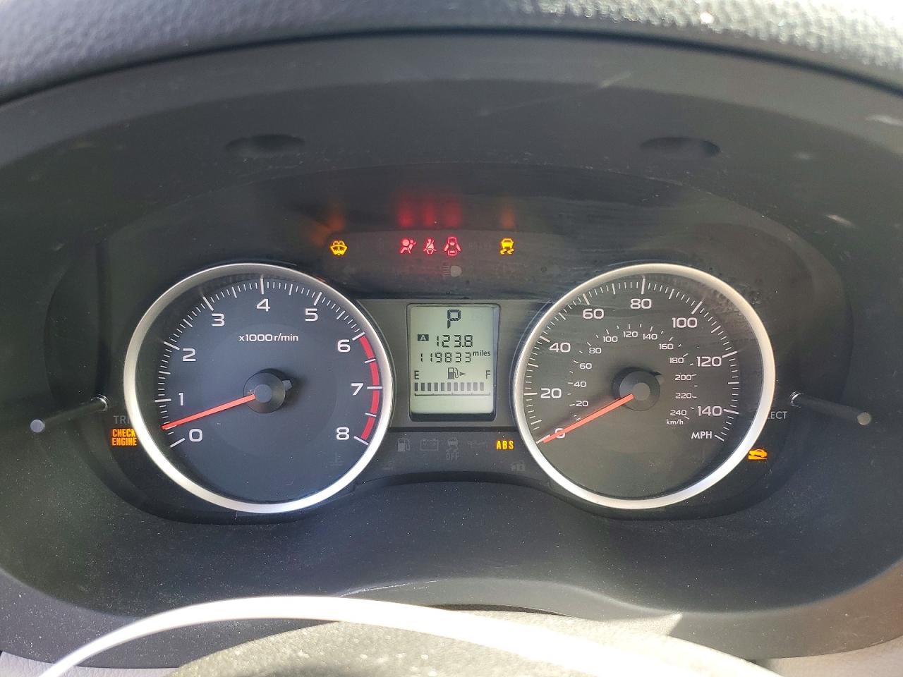 2018 Subaru Forester 2.5i White vin: JF2SJAAC9JH617017