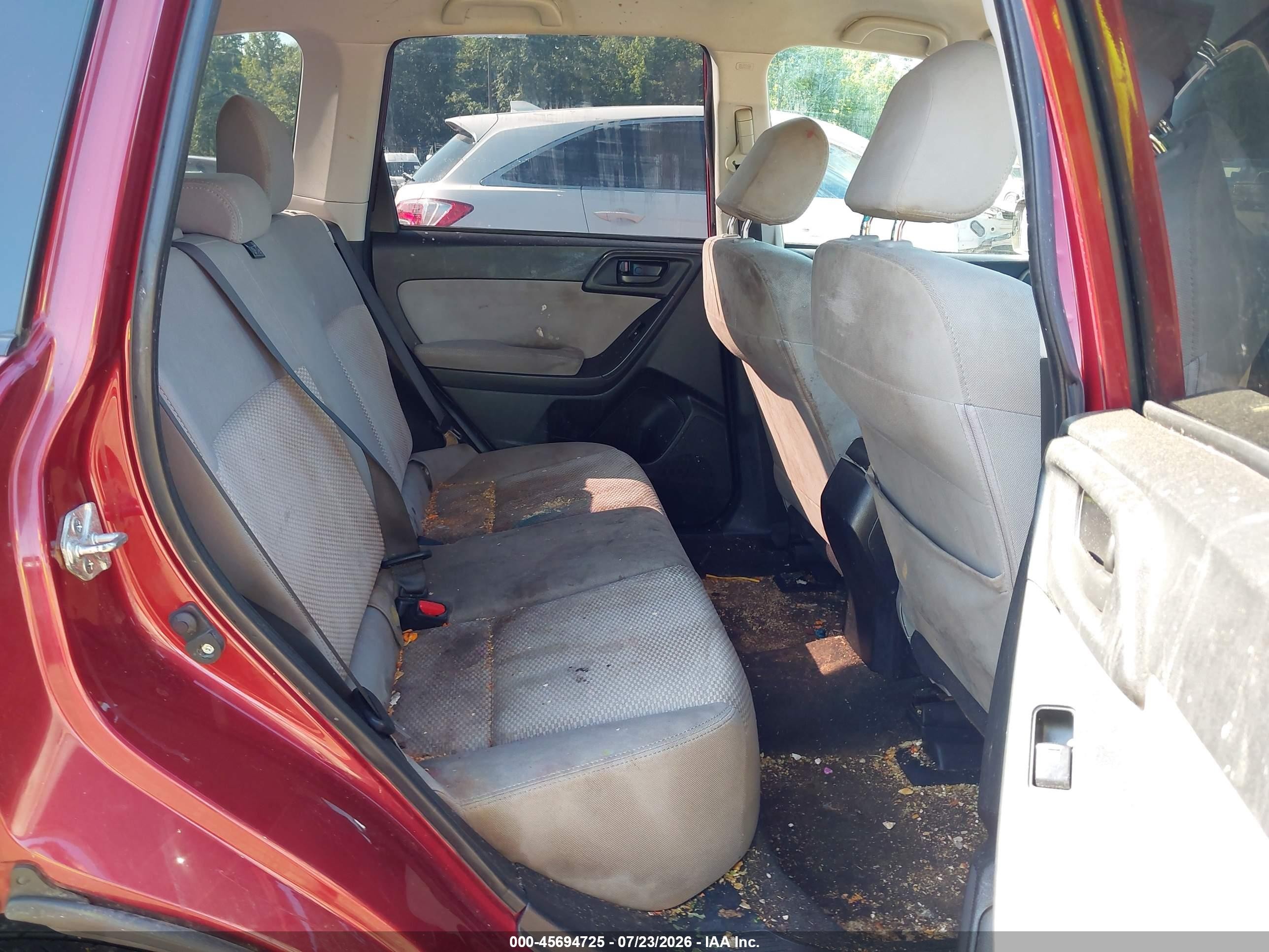 2014 Subaru Forester 2.5i Red vin: JF2SJAACXEH405524