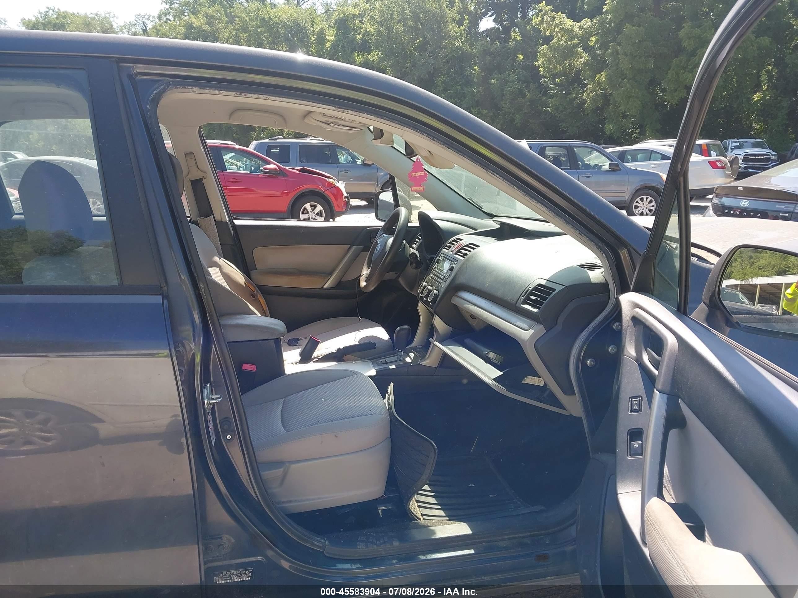 2014 Subaru Forester 2.5i Black vin: JF2SJAACXEH443545