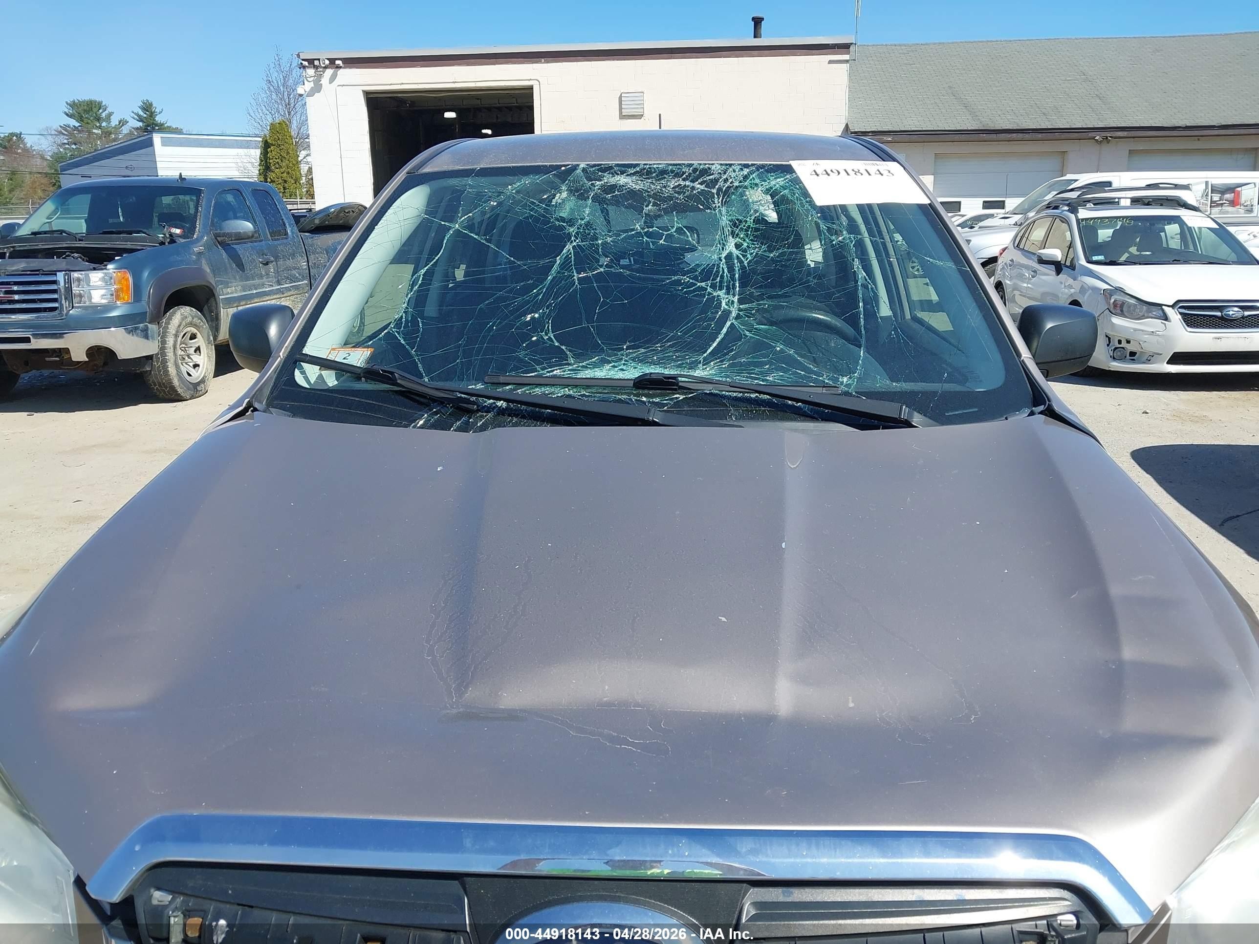 2014 Subaru Forester 2.5i Золотой vin: JF2SJAACXEH451466