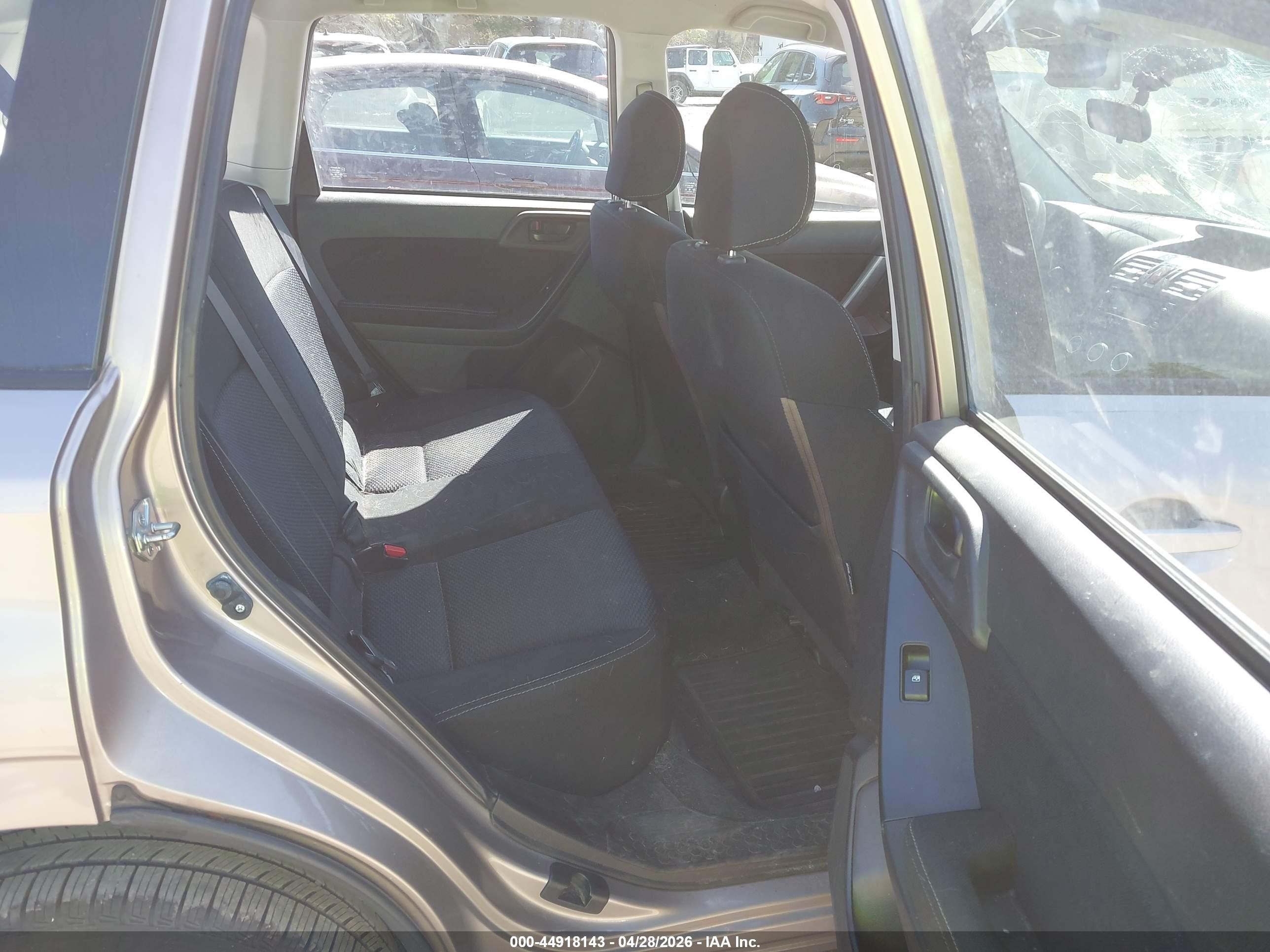 2014 Subaru Forester 2.5i Золотой vin: JF2SJAACXEH451466
