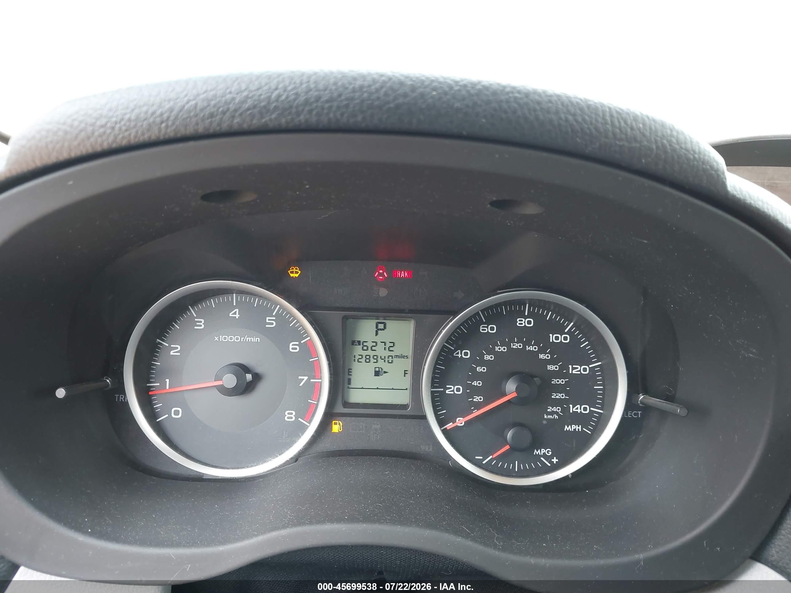 2014 Subaru Forester 2.5i White vin: JF2SJAACXEH461110