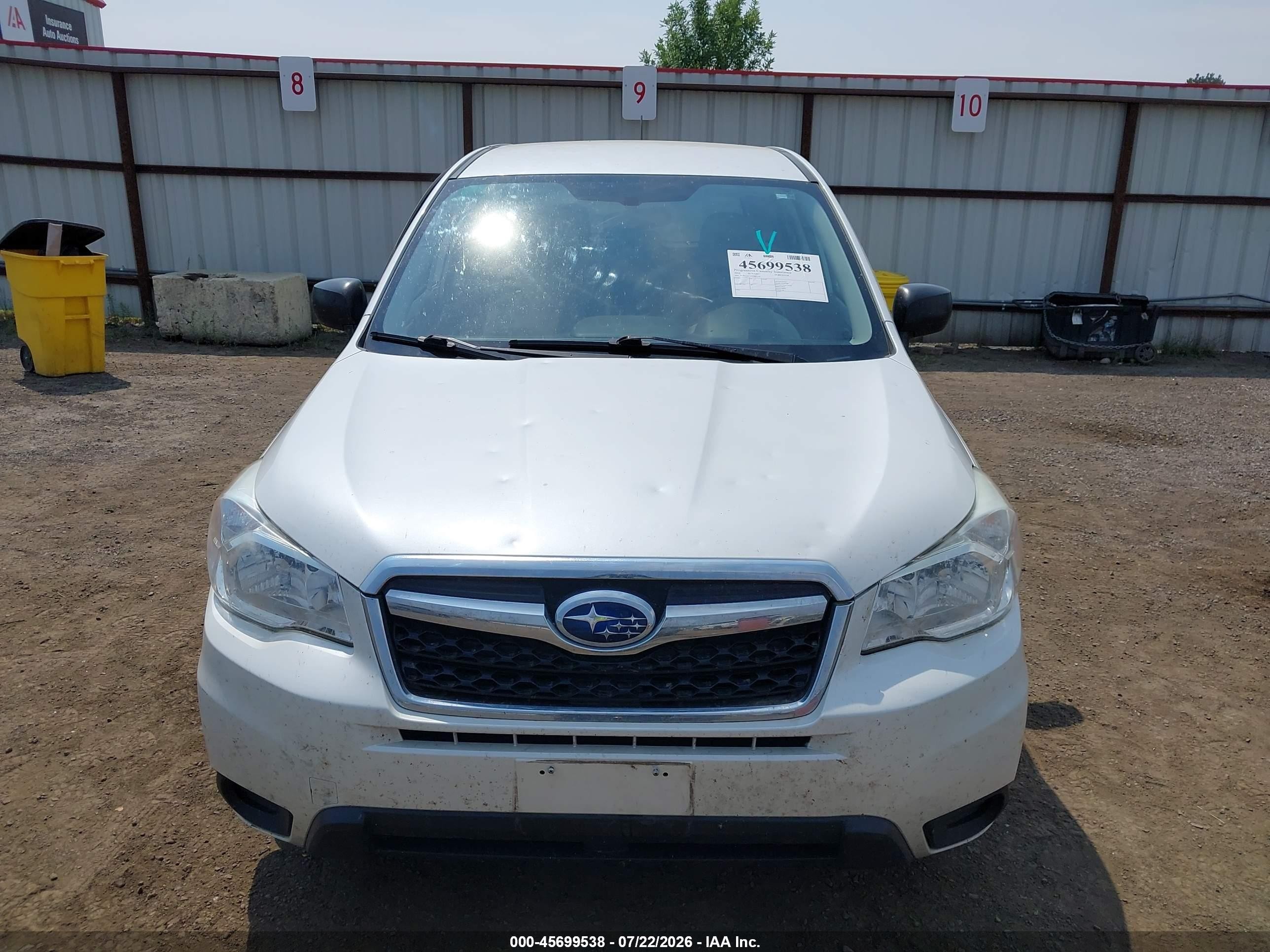 2014 Subaru Forester 2.5i White vin: JF2SJAACXEH461110
