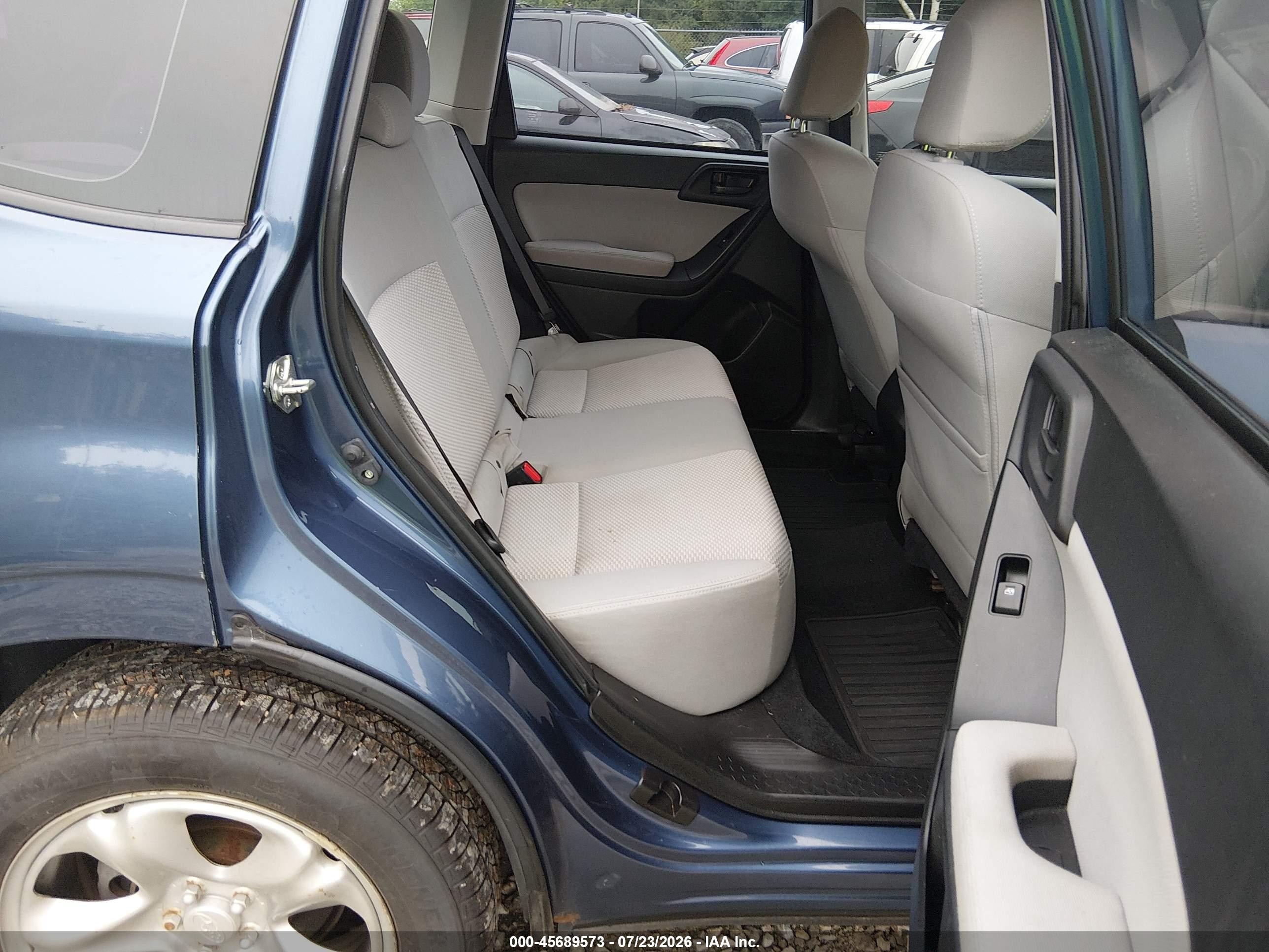 2014 Subaru Forester 2.5i Blue vin: JF2SJAACXEH536677