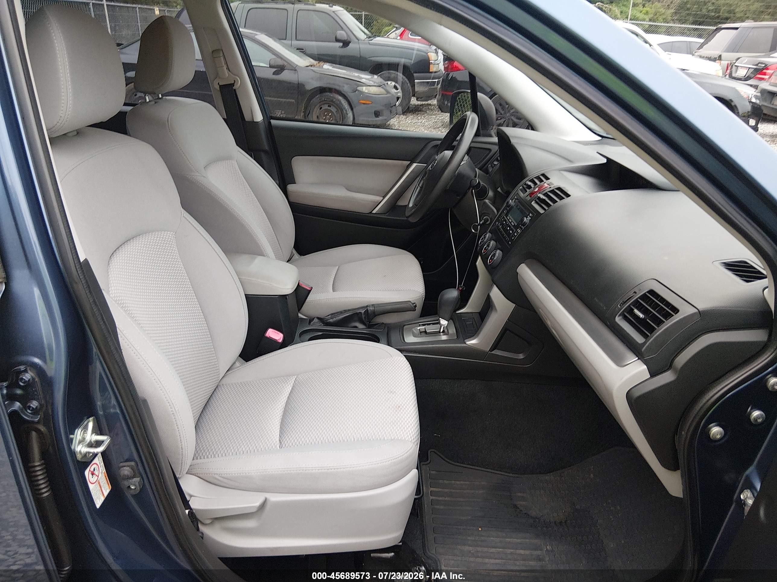 2014 Subaru Forester 2.5i Blue vin: JF2SJAACXEH536677