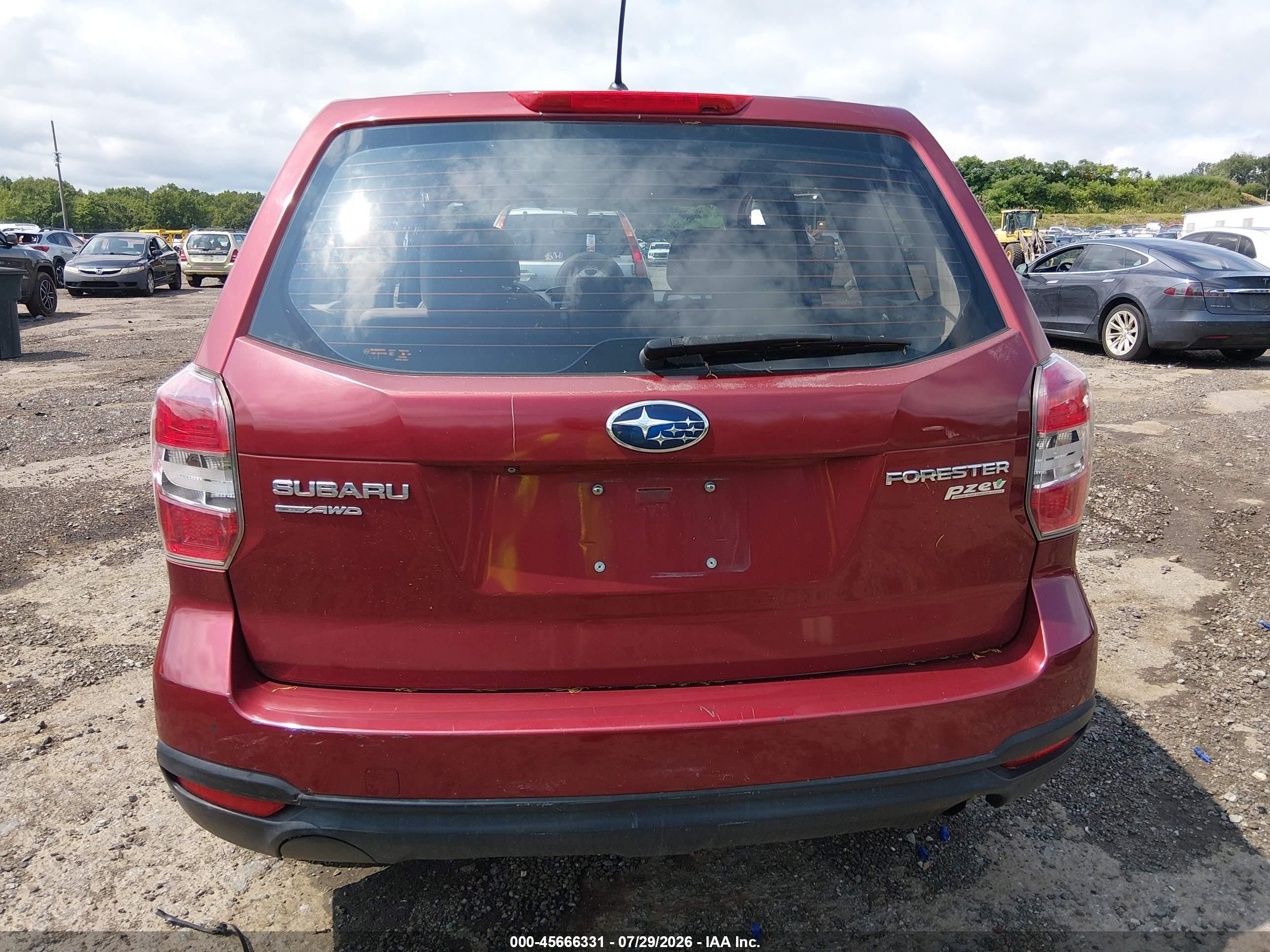 2015 Subaru Forester 2.5i Maroon vin: JF2SJAACXFH497848