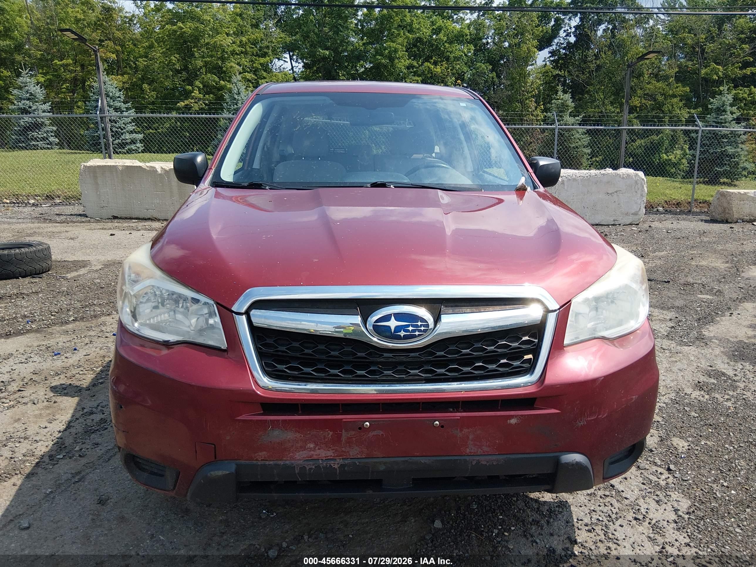 2015 Subaru Forester 2.5i Maroon vin: JF2SJAACXFH497848