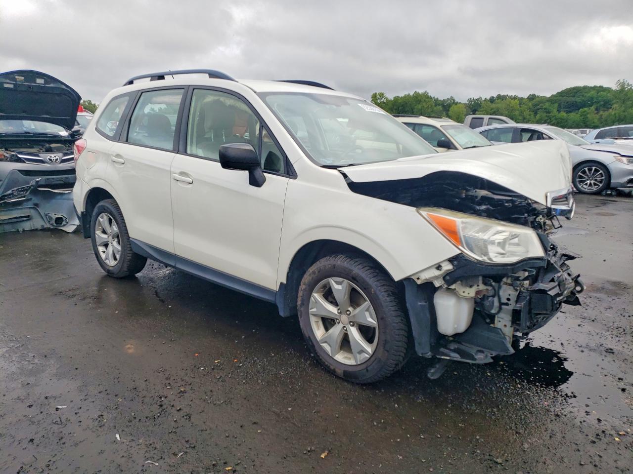 2015 Subaru Forester 2.5i White vin: JF2SJABC0FH496528