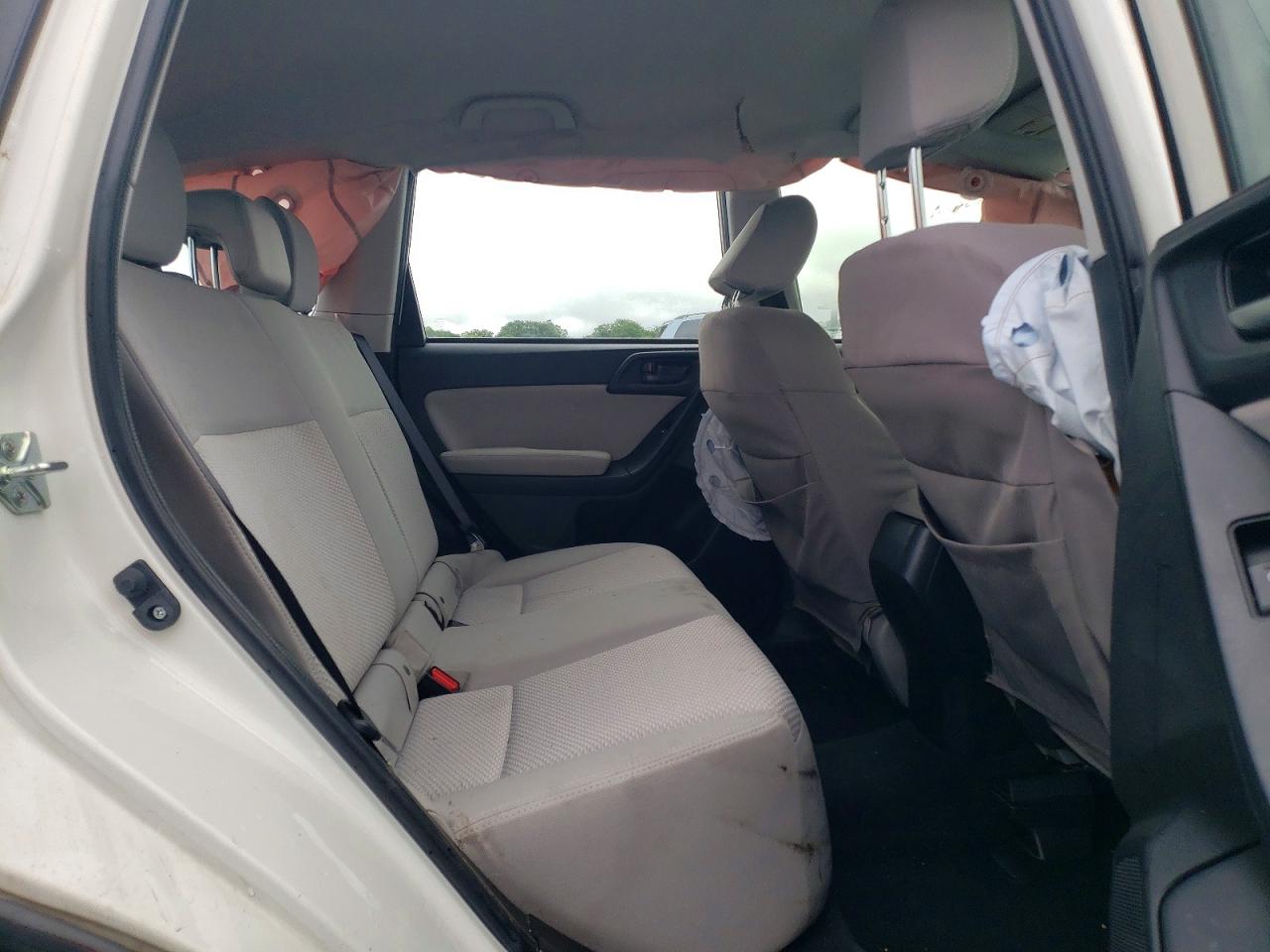 2015 Subaru Forester 2.5i White vin: JF2SJABC0FH496528