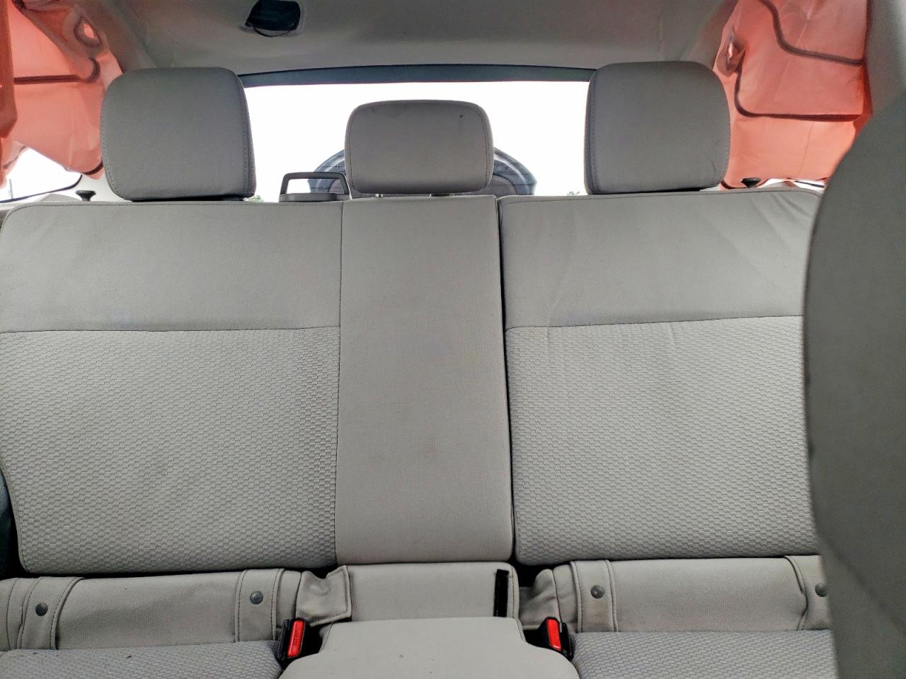 2015 Subaru Forester 2.5i White vin: JF2SJABC0FH496528